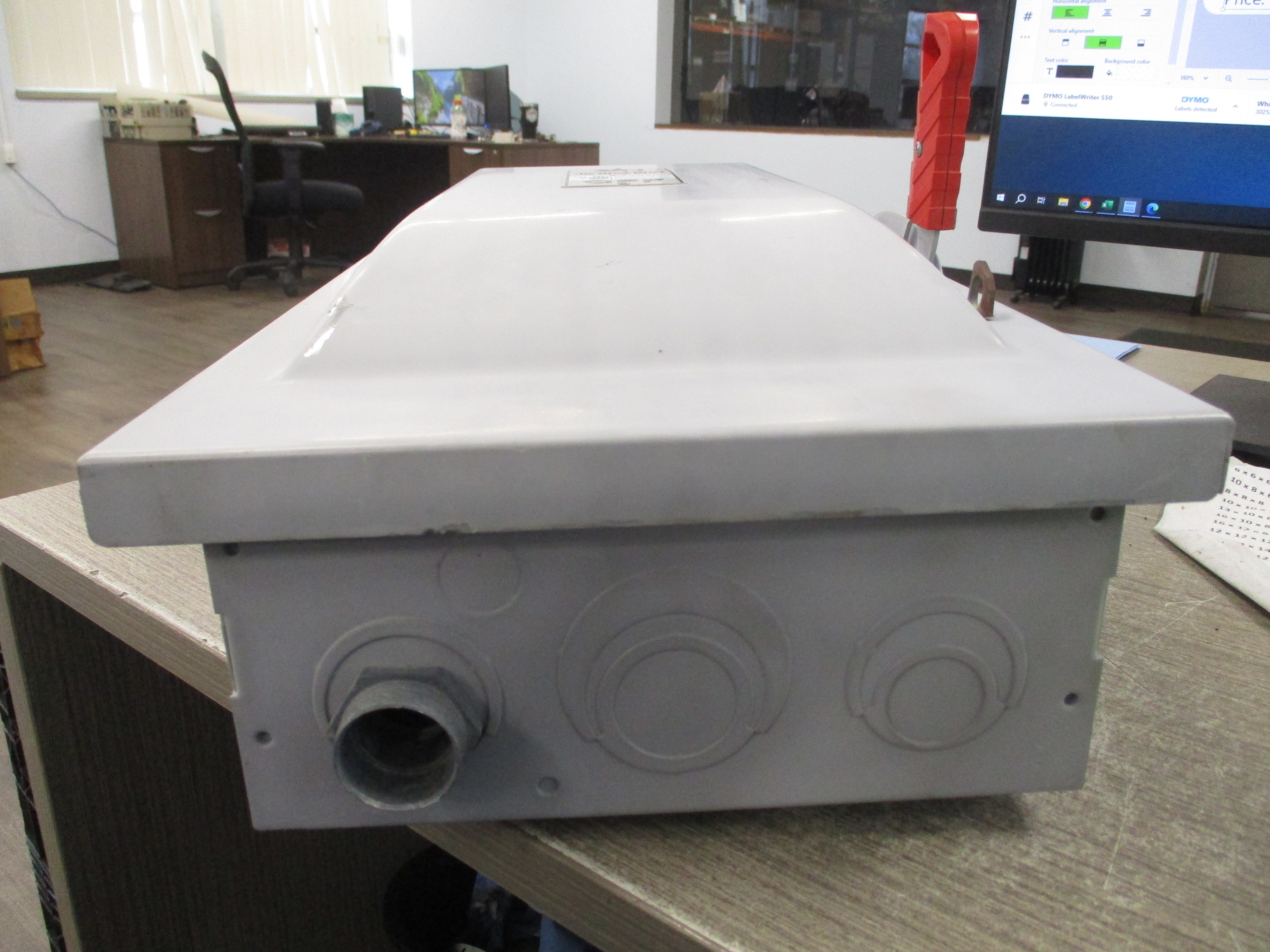 Siemens 3R Fusible Safety Switch/Discinnect HF363R 100A 600V 3P Used