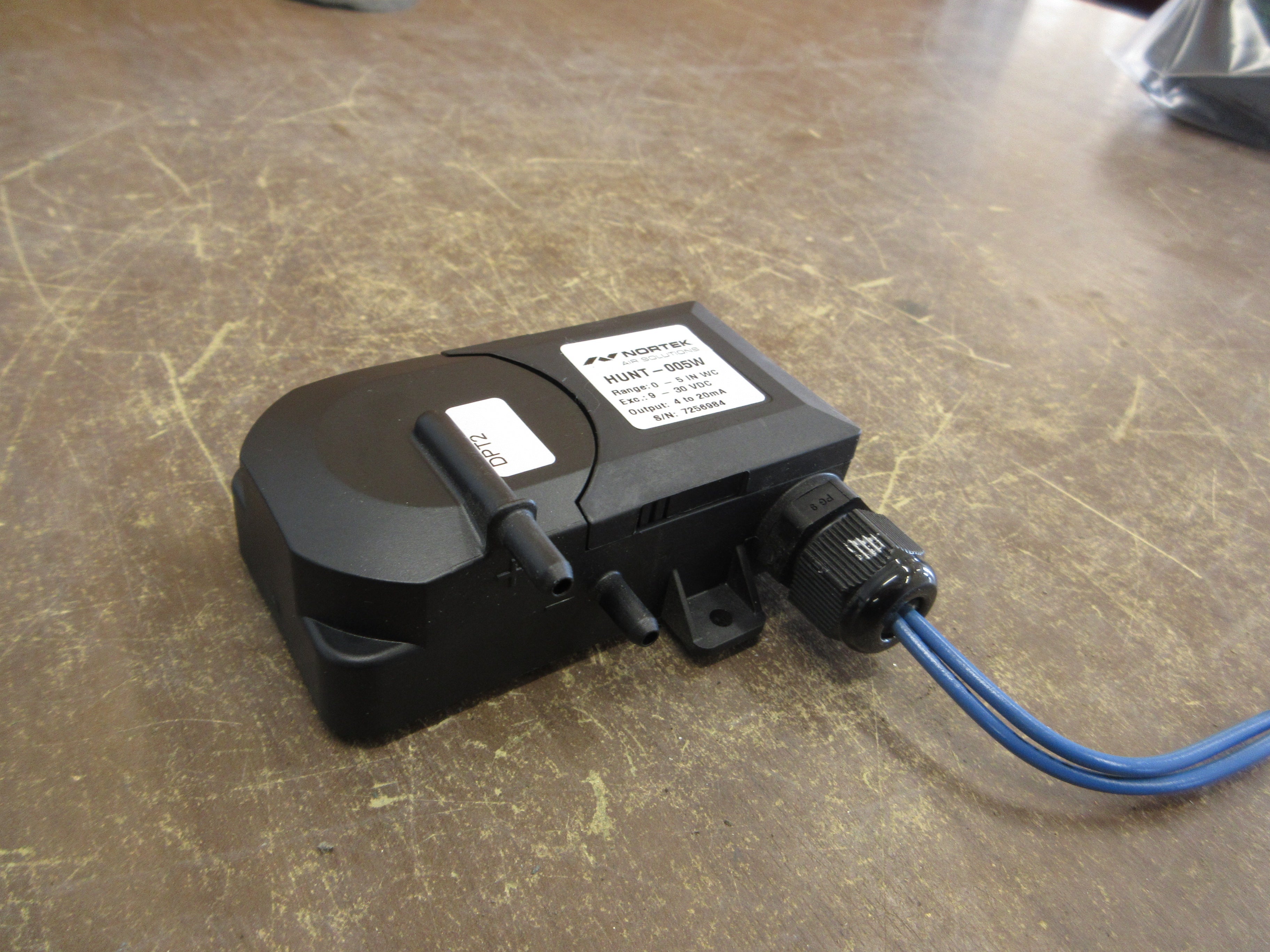 Nortek Pressure Transducer HUNT-005W 9-30VDC Range: 0-5 in WC Output: 4-20mA