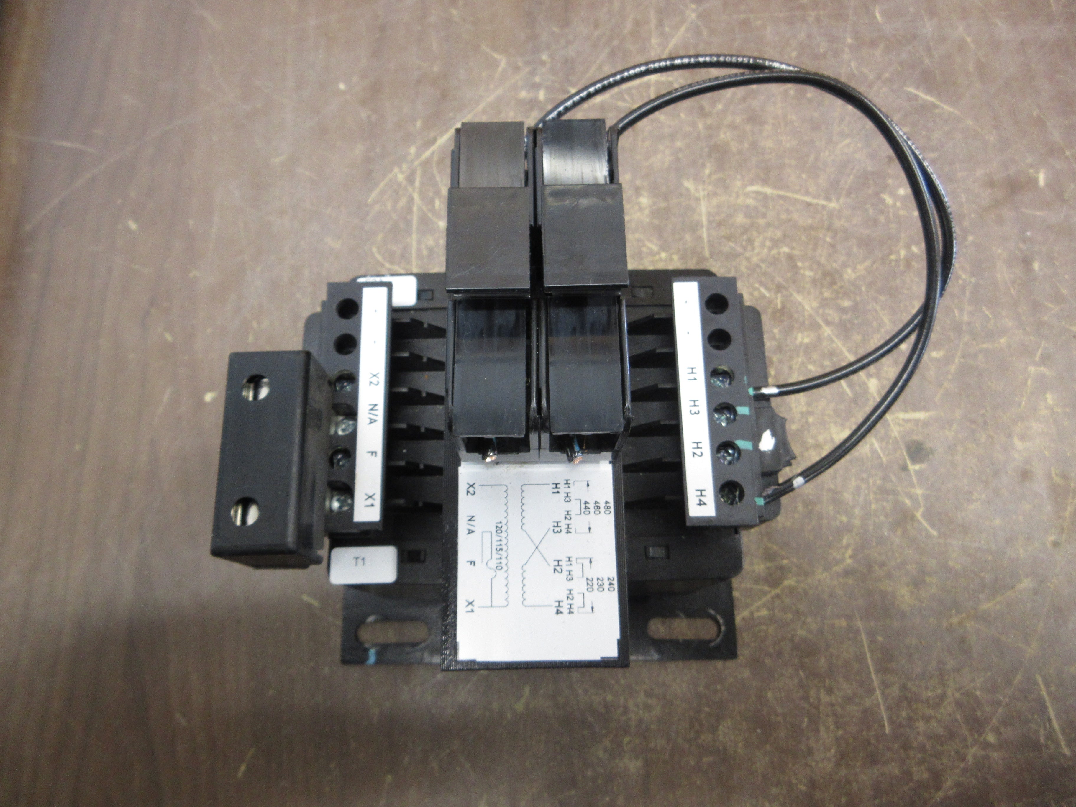 Siemens MT0500A Control Transformer A6X30133569 Ser. B 500VA Pri: 240/480V Used