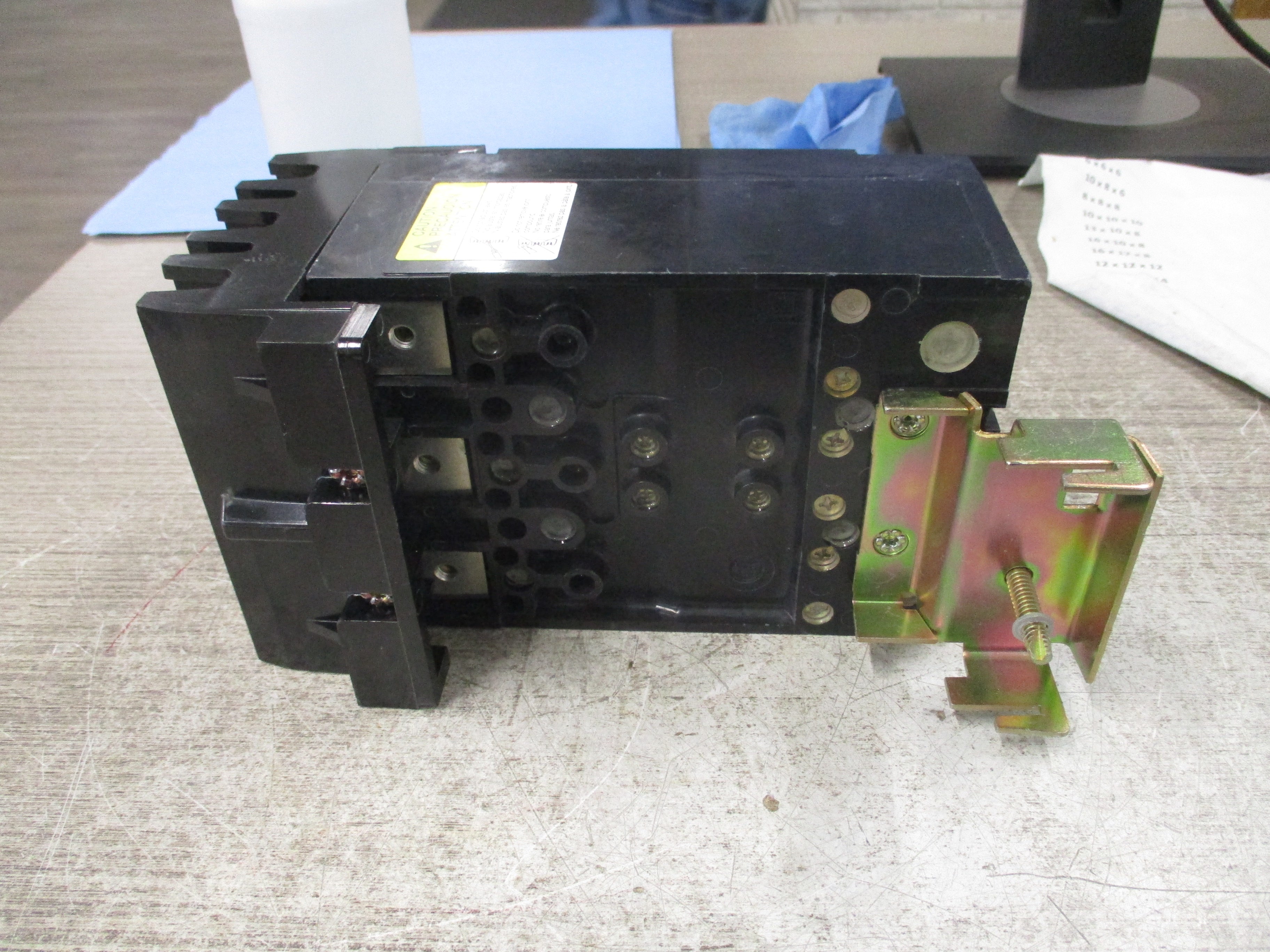 Square D I-Line Circuit Breaker Q232225H 225A 240V 22KA 3P Used