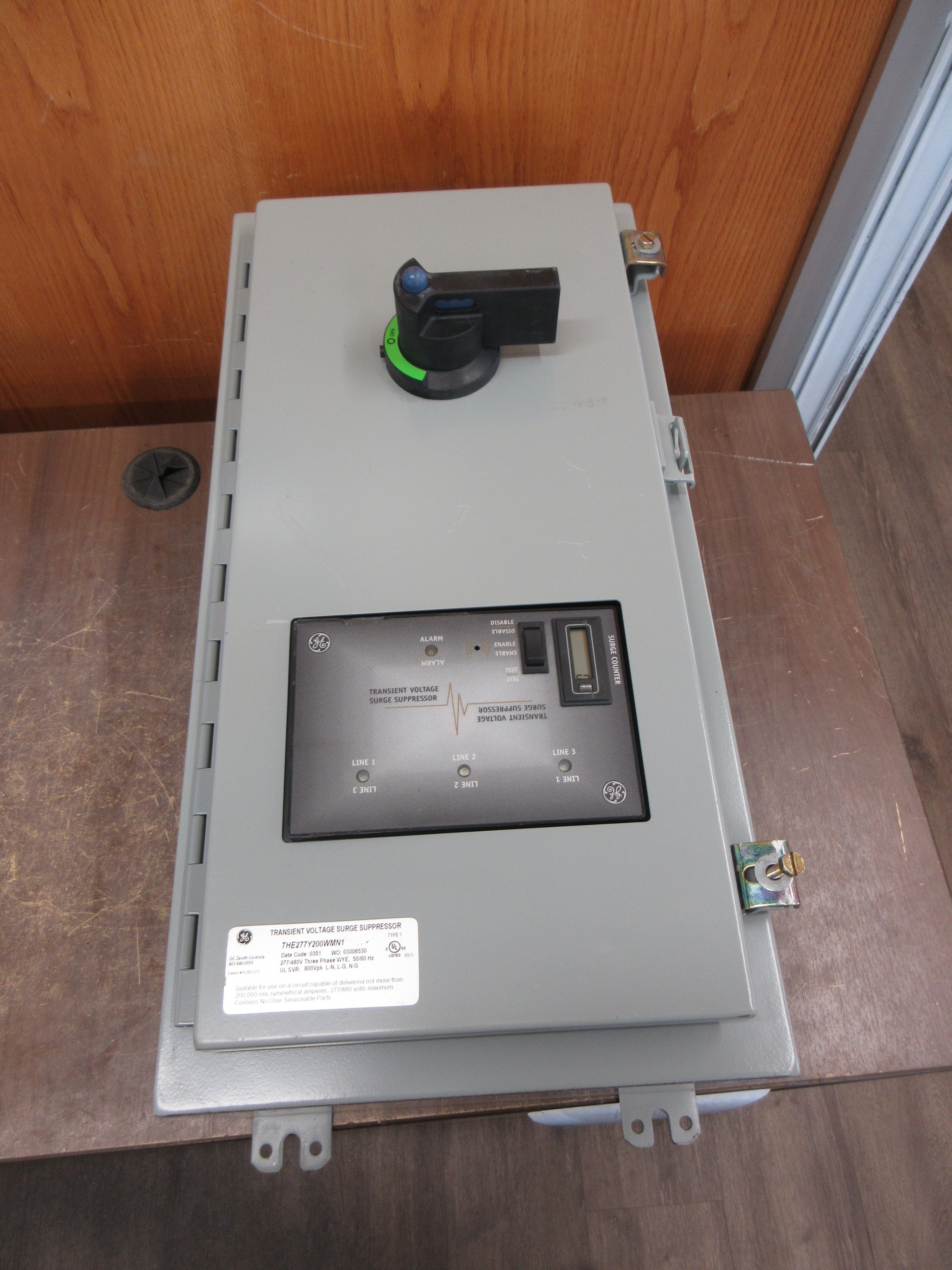 GE Surge Suppressor THE277Y200WMN1 277/480V 3Ph 50/60Hz Type 12/13 Enclosure