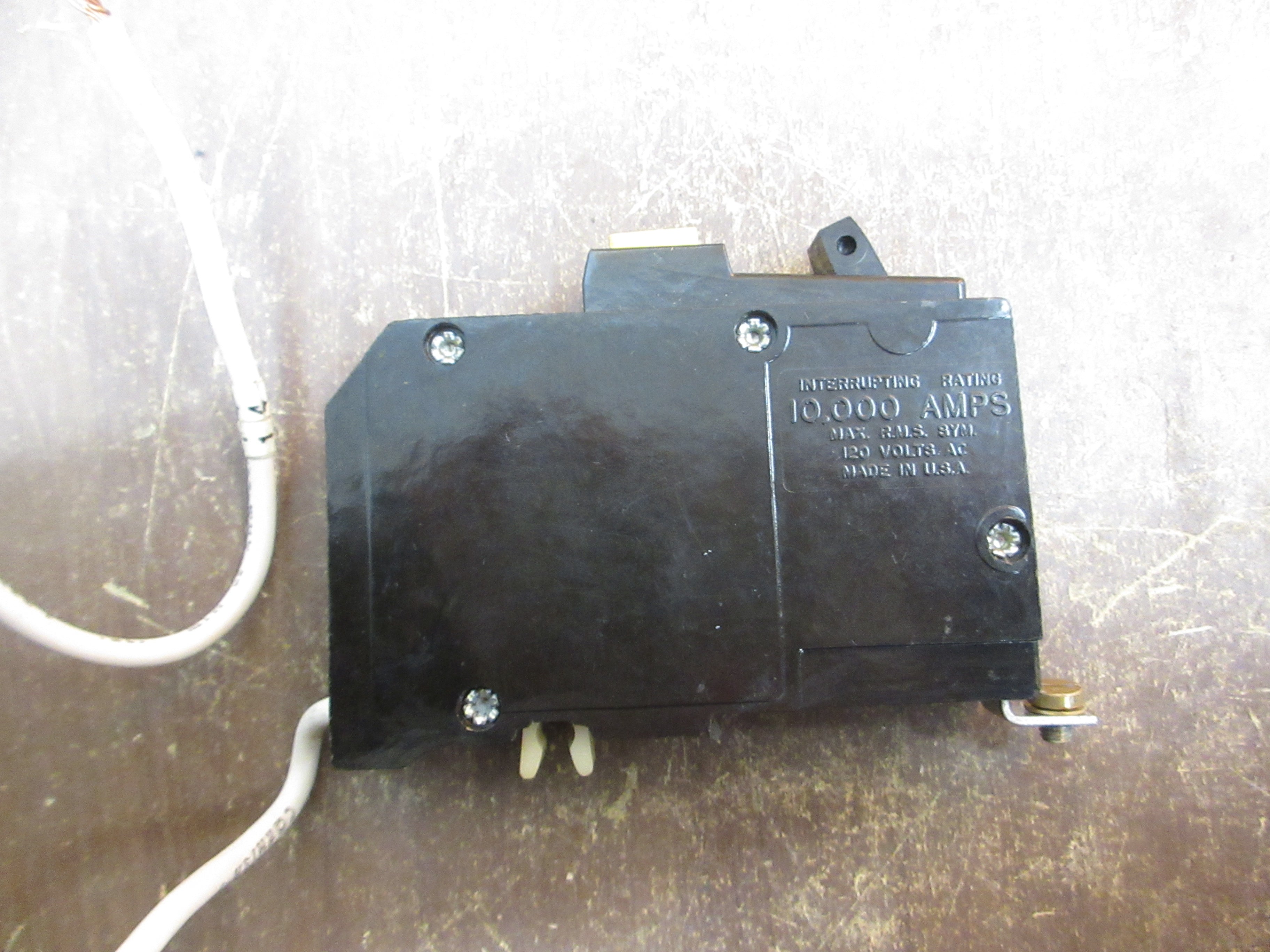 Square D Bolt-On Circuit Breaker QOB120GFI 20A 120V 1P w/ GFI New Surplus
