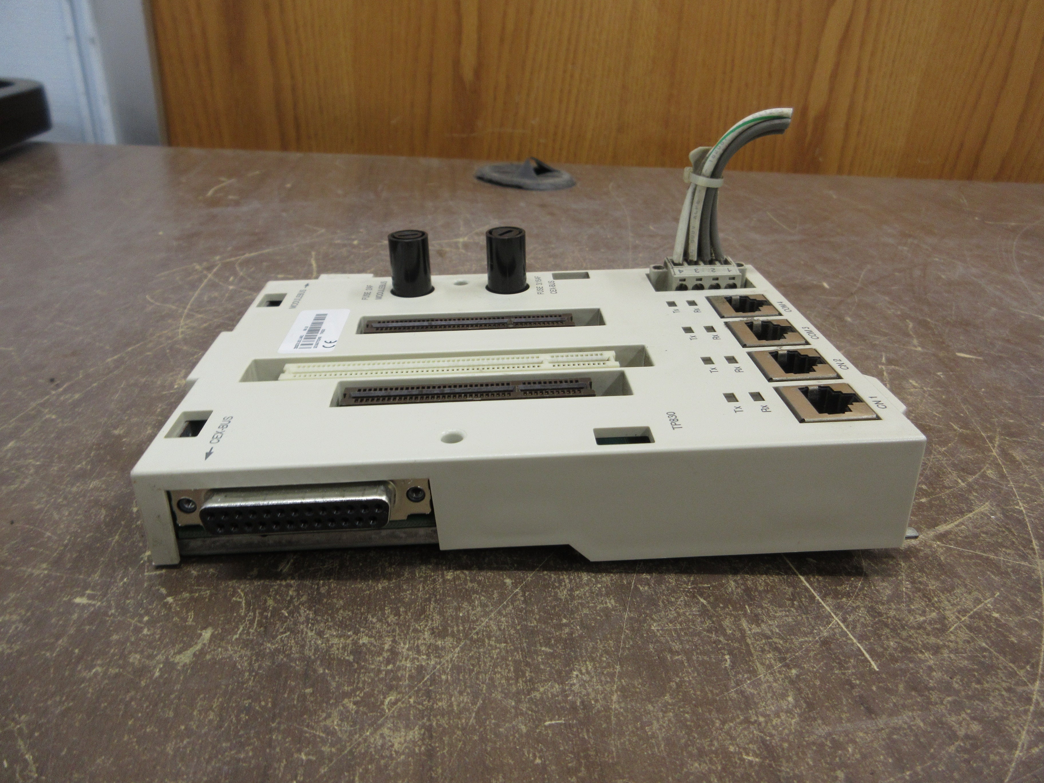 ABB PM861AK01 Baseplate 3BSE018157R1 PR:D Used