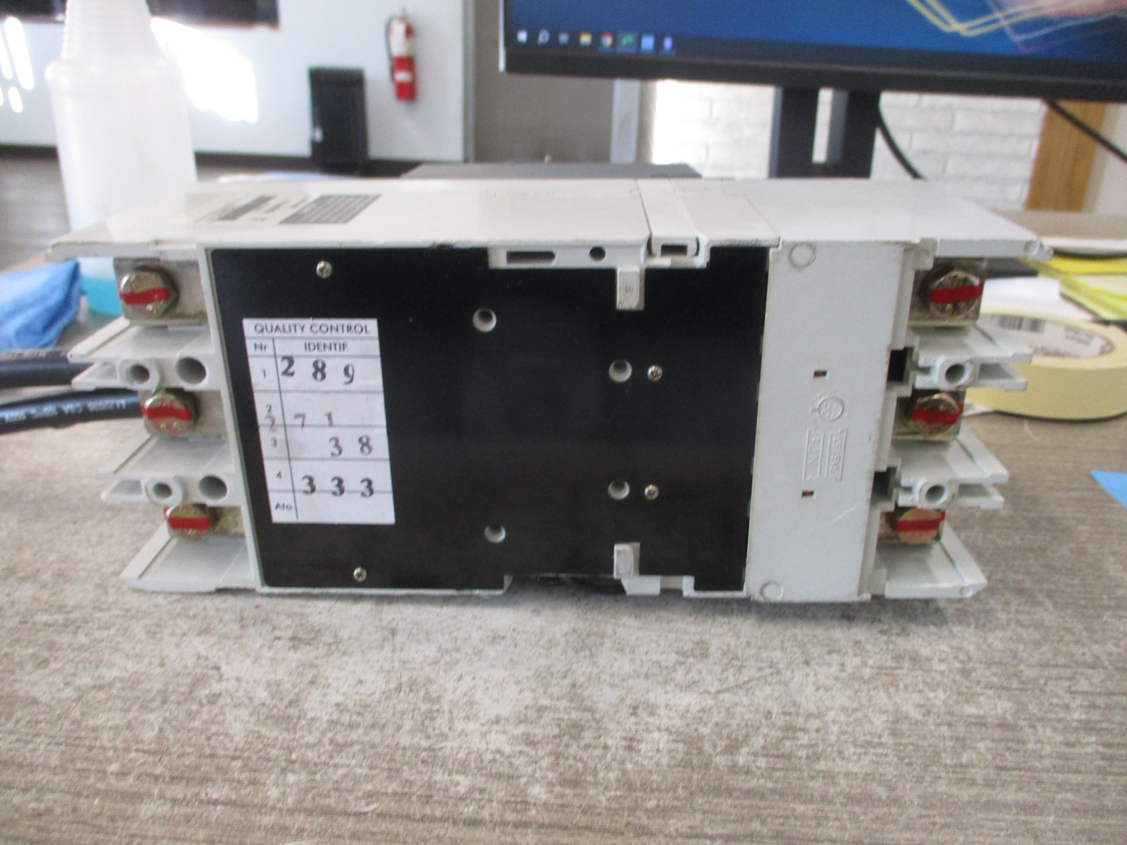 ABB SACE S4H Breaker Disconnect S4H-PR211 250A Trip 3P 600V w/ Aux Switch