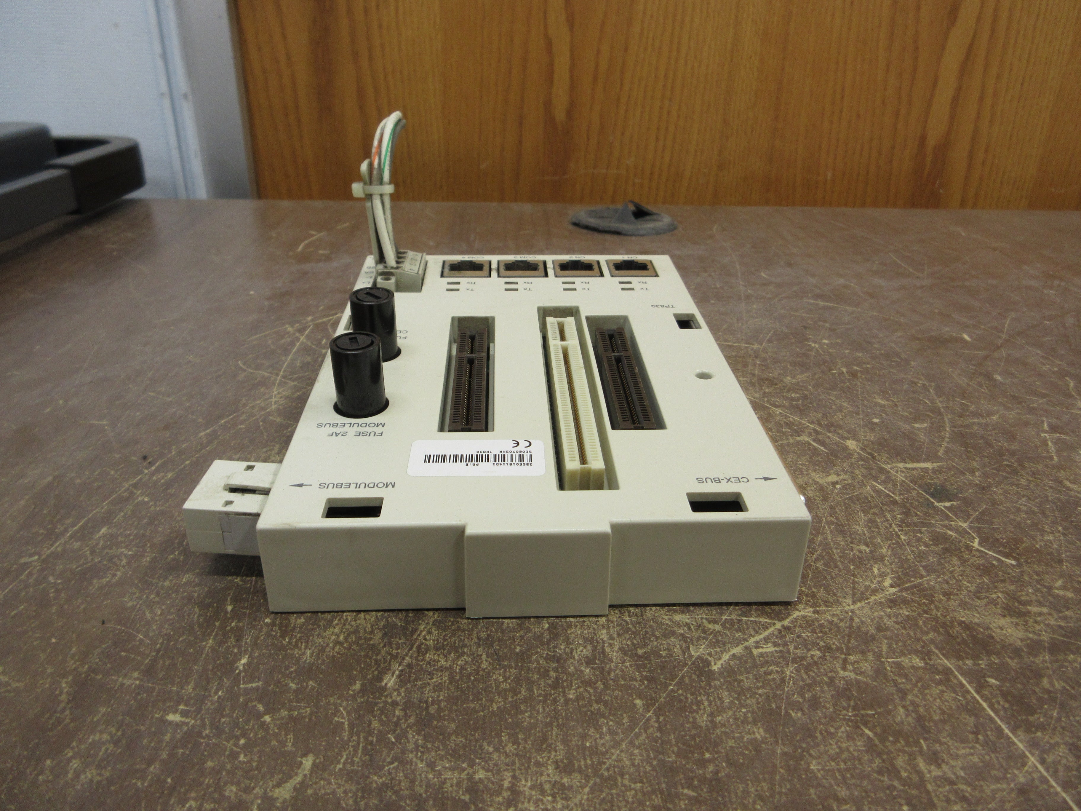 ABB PM861AK01 Baseplate 3BSE018157R1 PR:D Used