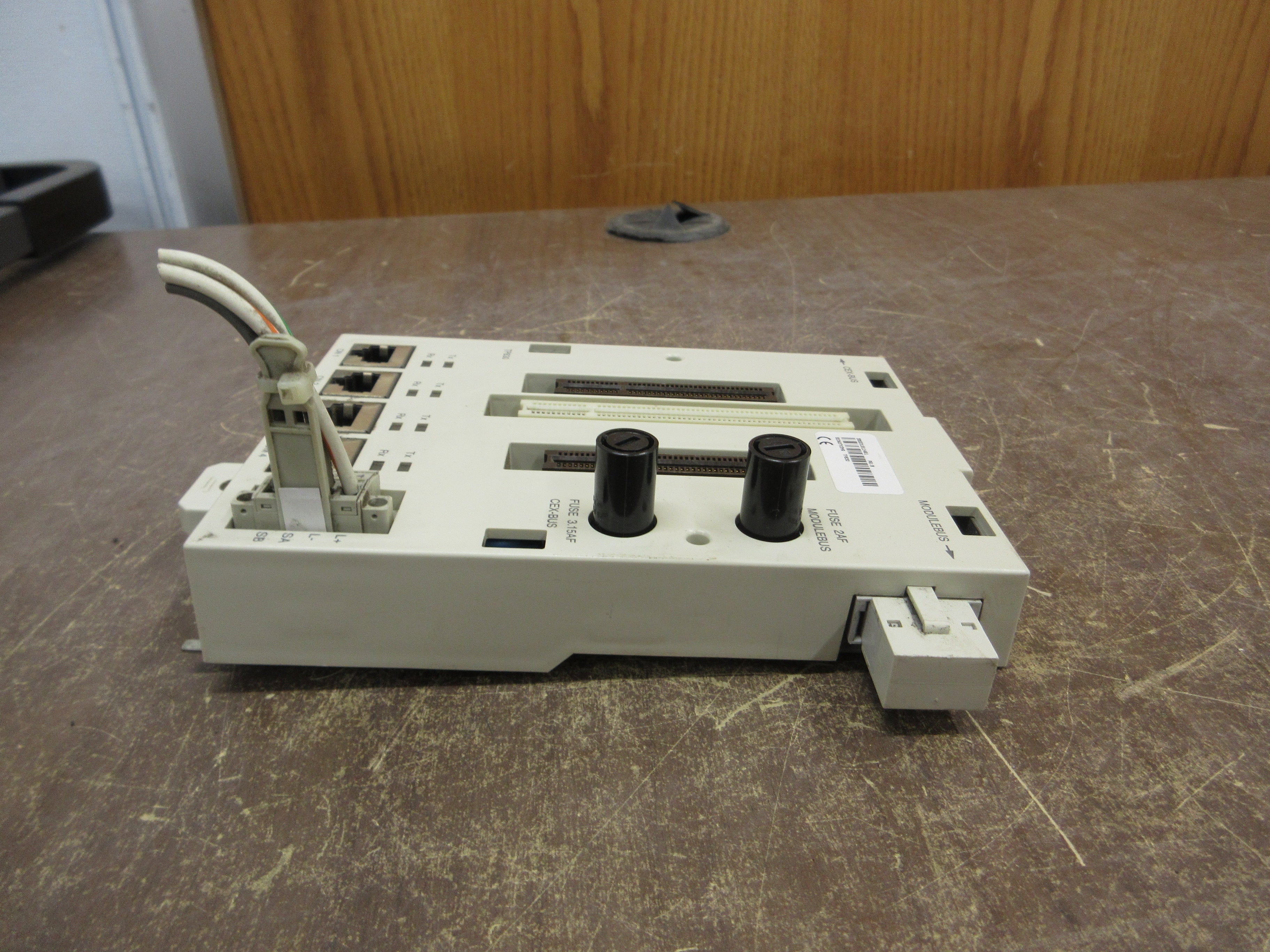 ABB PM861AK01 Baseplate 3BSE018157R1 PR:D Used