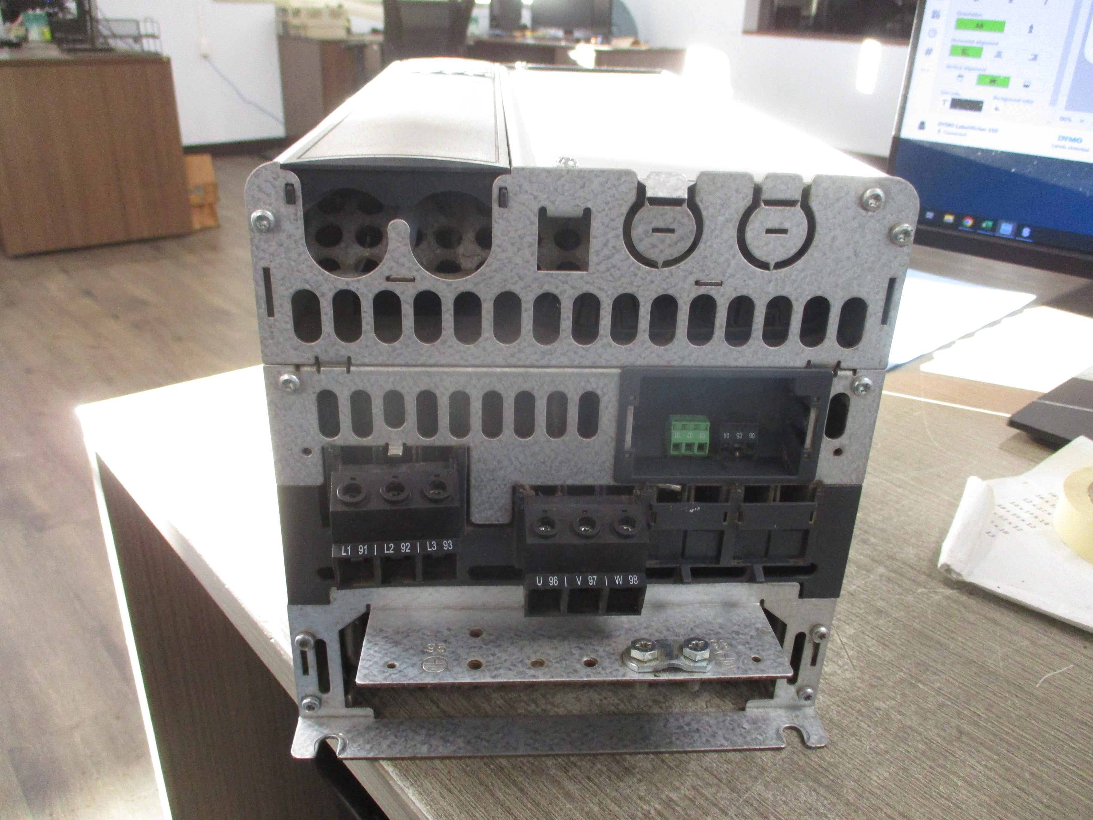 Danfoss Scroll Compressor AC Drive 131H9132 20HP 3Ph Input: 3X200-240V 50/60Hz