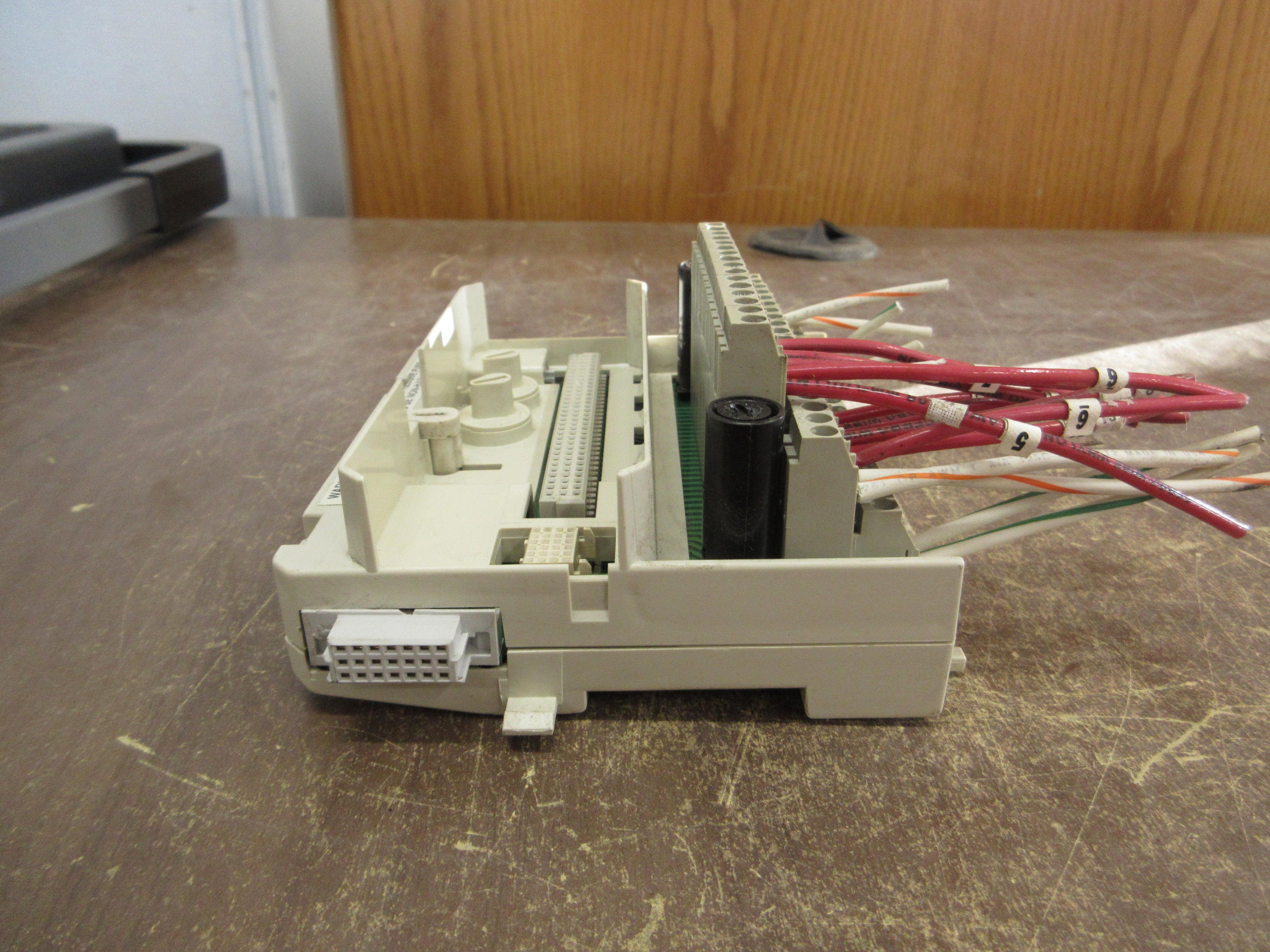 ABB TU830V1 Termination Unit Base 3BSE013234R1 PR:H 3BSE 008 538R1 Passive Unit