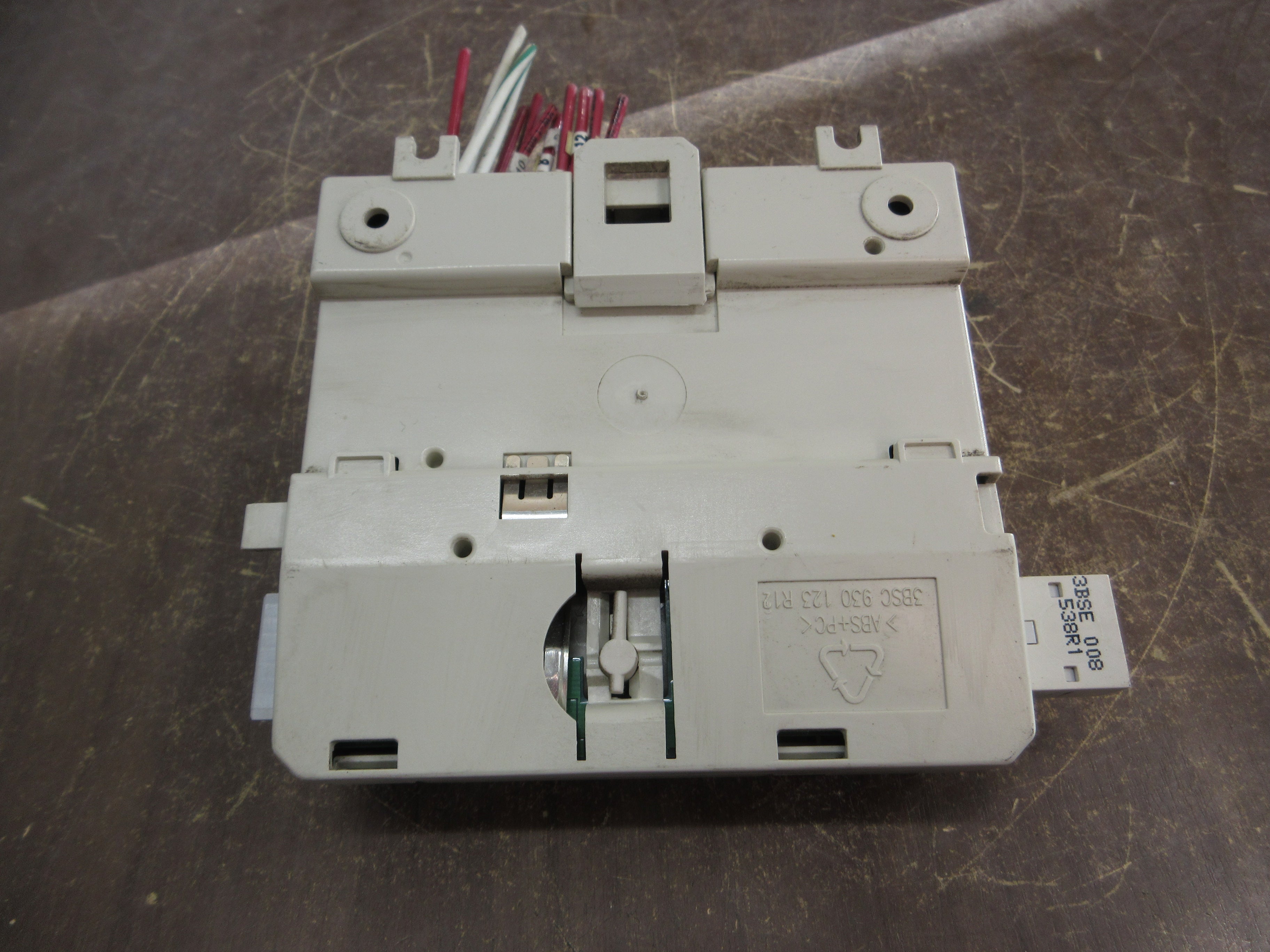 ABB TU830V1 Termination Unit Base 3BSE013234R1 PR:H 3BSE 008 538R1 Passive Unit
