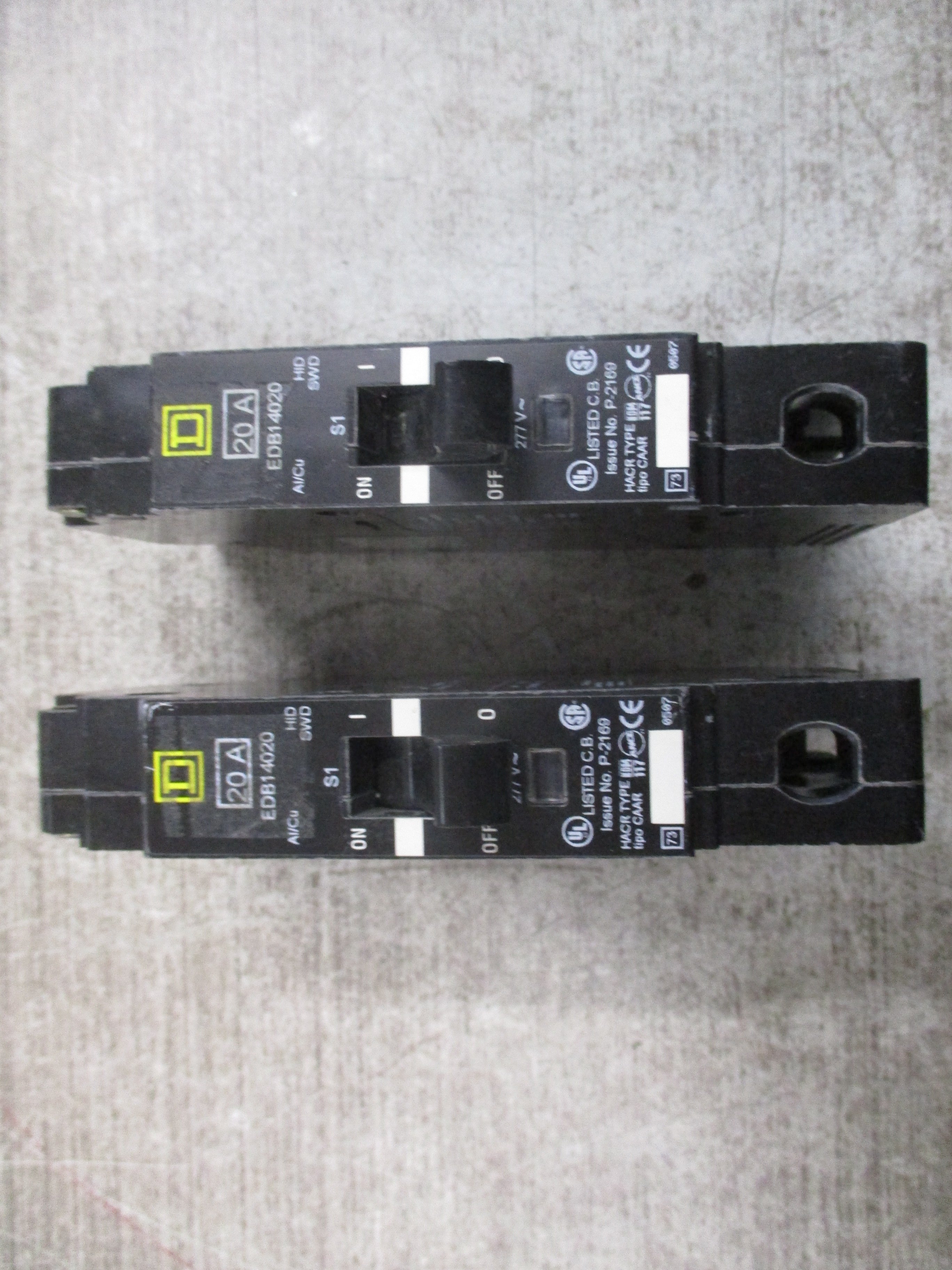 Square D Bolt-on Circuit Breaker EDB14020 Ser. 1 20A 277V 1P *Lot of 2* Used