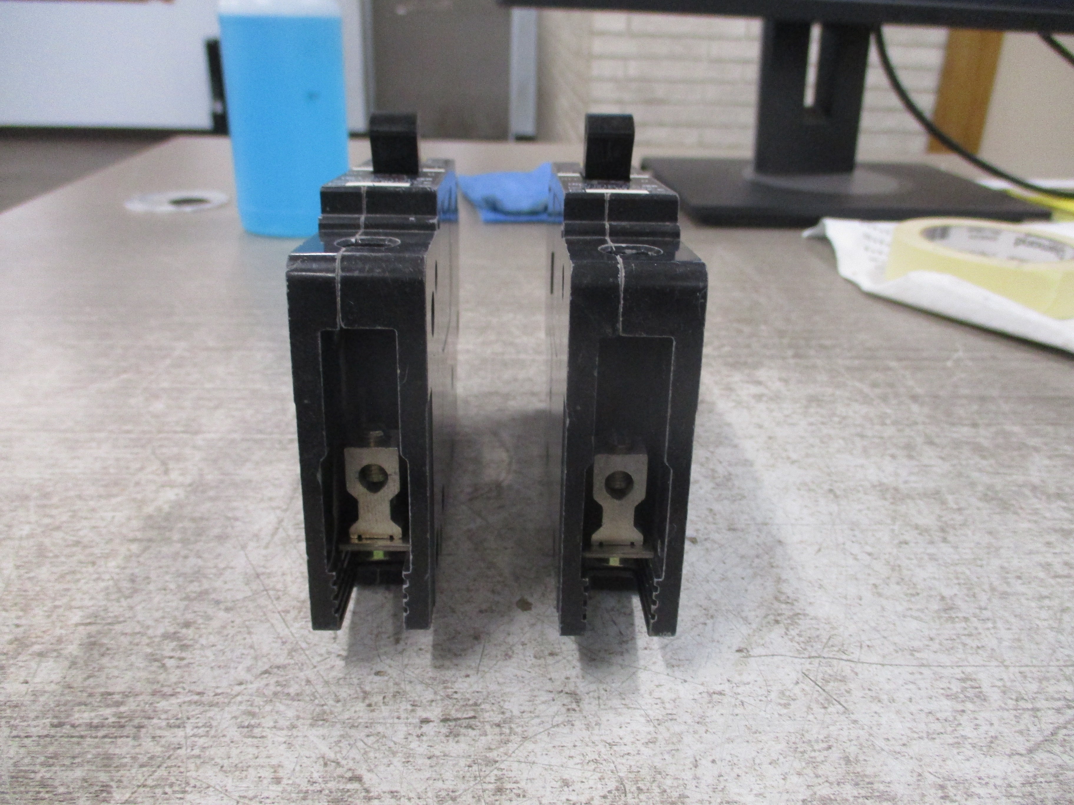 Square D Bolt-on Circuit Breaker EDB14020 Ser. 1 20A 277V 1P *Lot of 2* Used