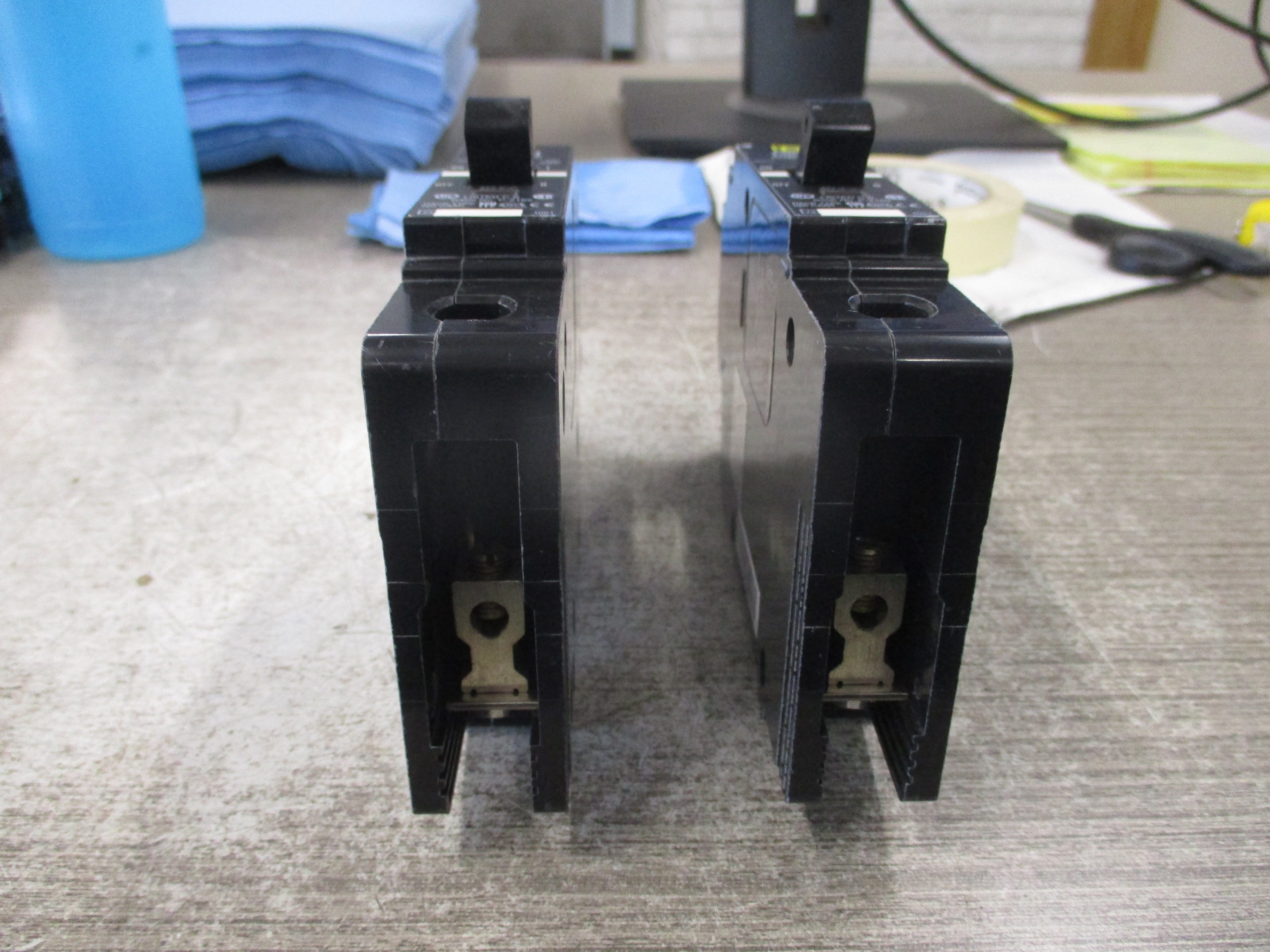 Square D Bolt-on Circuit Breaker EDB14020 S2 20A 277V 1P *Lot of 2* Used
