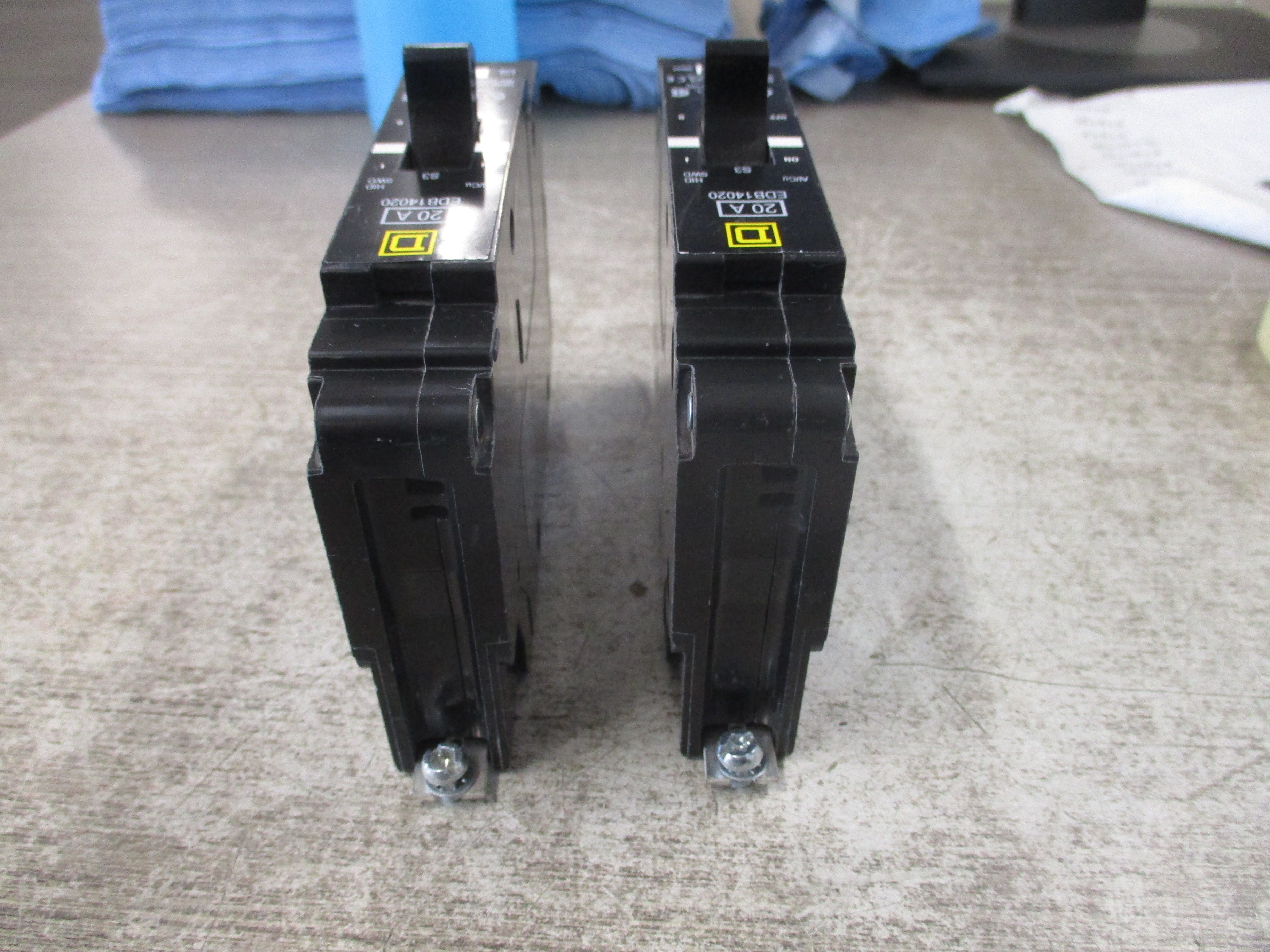 Square D Bolt-on Circuit Breaker EDB14020 S3 20A 277V 1P *Lot of 2* Used