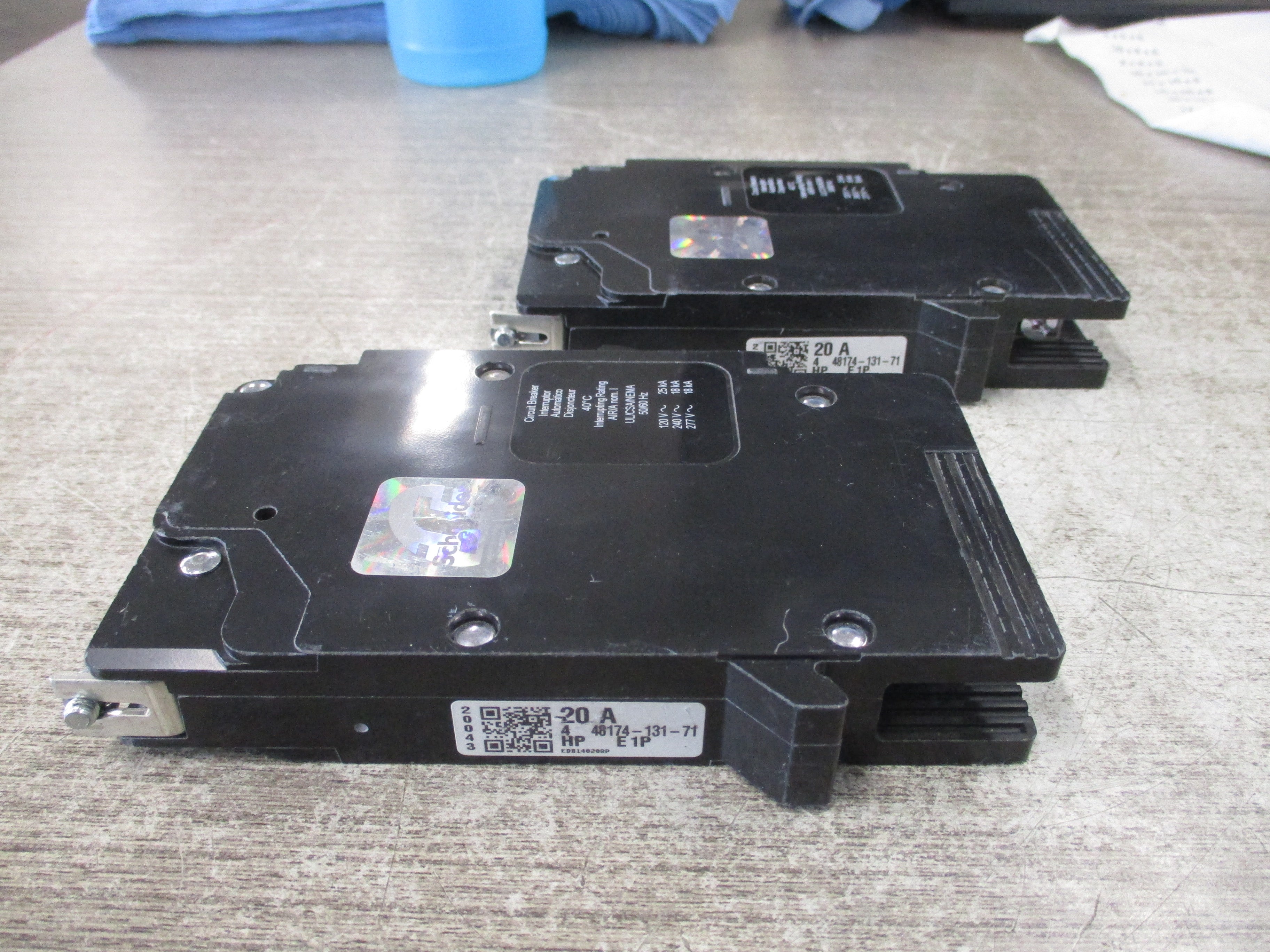 Square D Bolt-on Circuit Breaker EDB14020 S3 20A 277V 1P *Lot of 2* Used