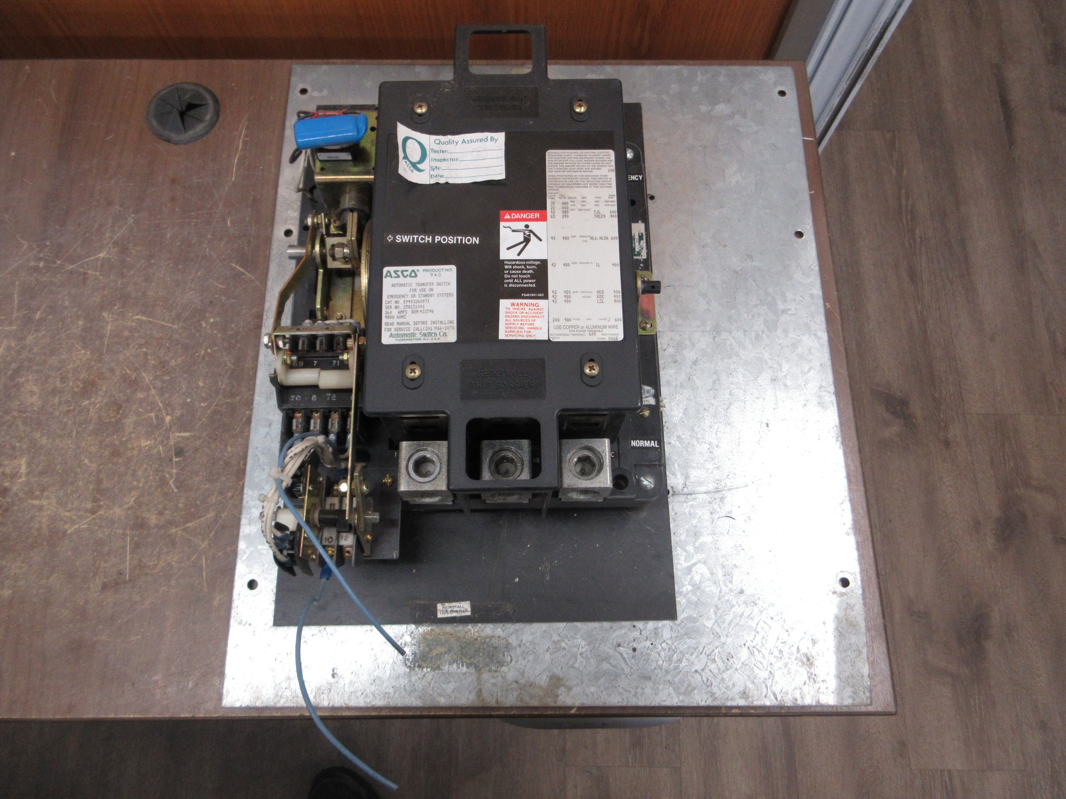 Asco Series 940 Automatic Transfer Switch E940326097X 260A 480V 60Hz Used