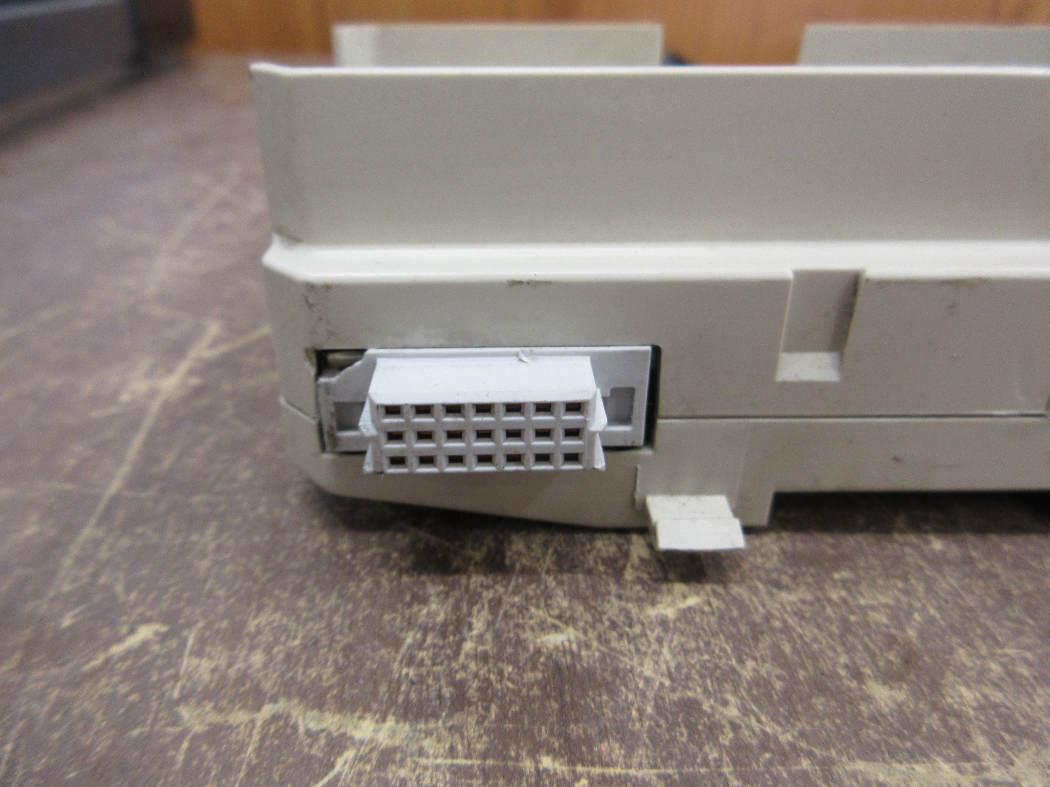 ABB TU810V1 Termination Unit Base 3BSE013230R1 PR: G Used