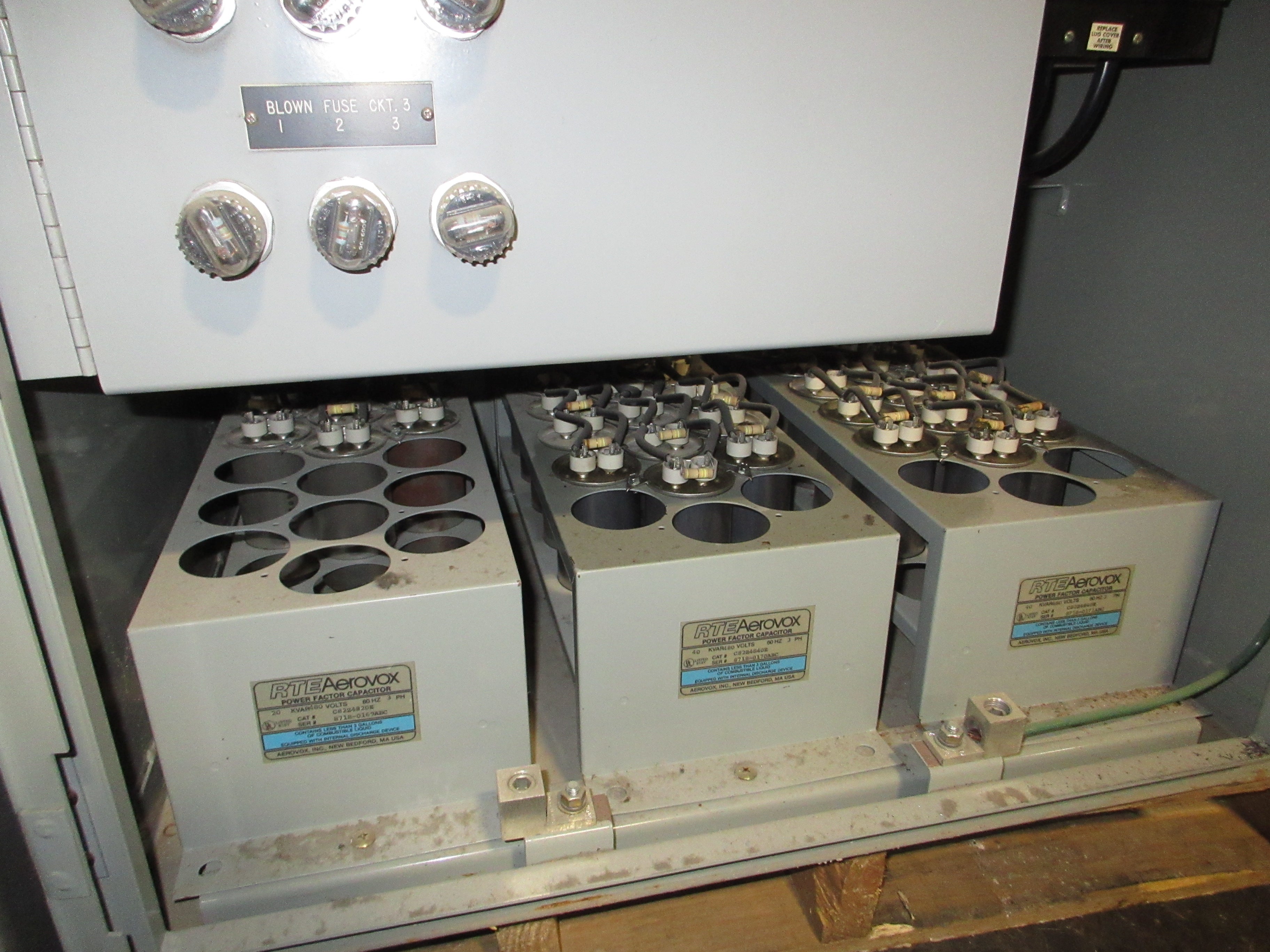 RTE Aerovox Capacitor APFC 100kVAR 480V 175A 3Ph 3W Bosh M739.7 Controller Used
