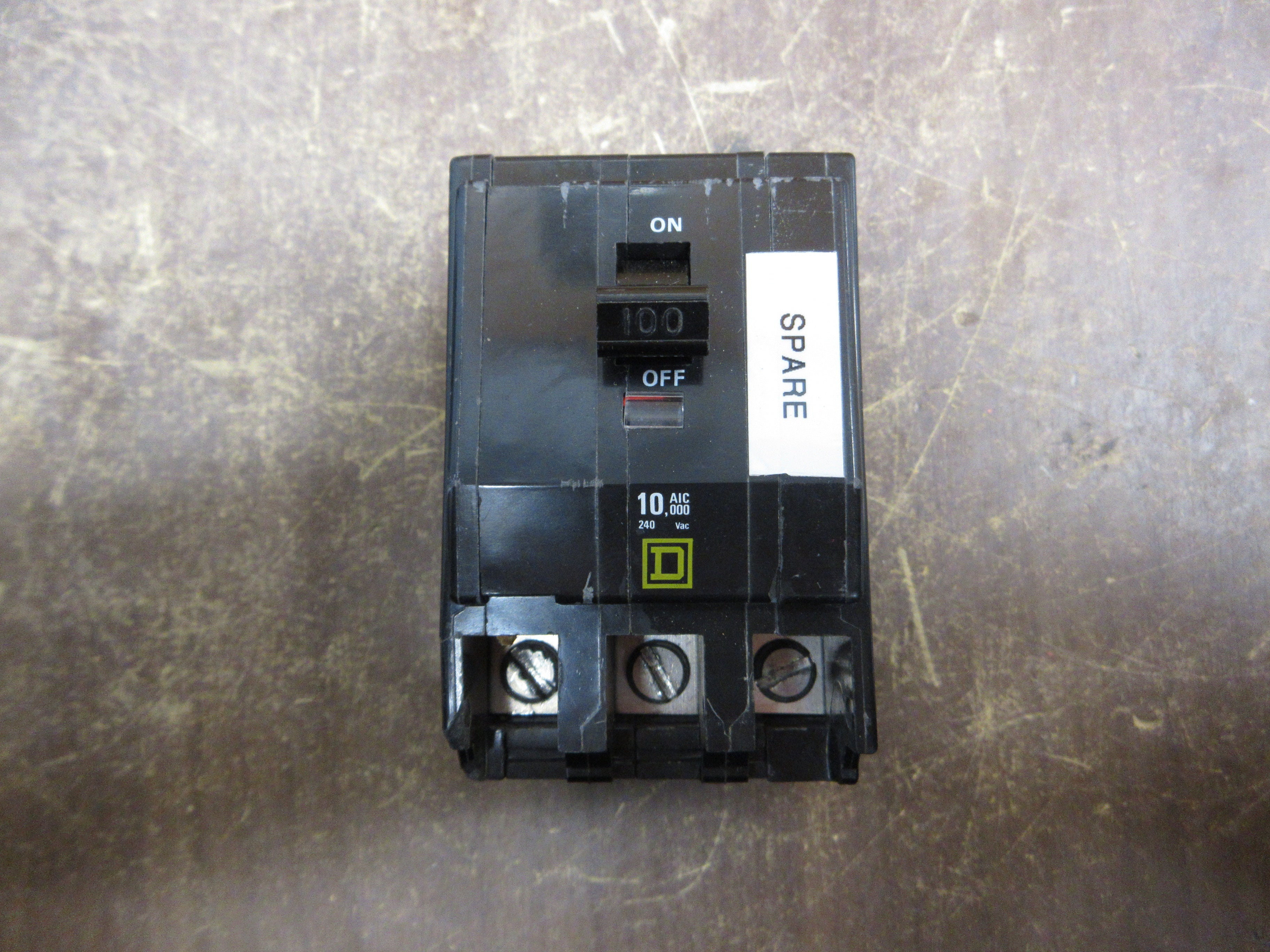 Square D Bolt-On Circuit Breaker QOB3100 100A 240V 3P Used