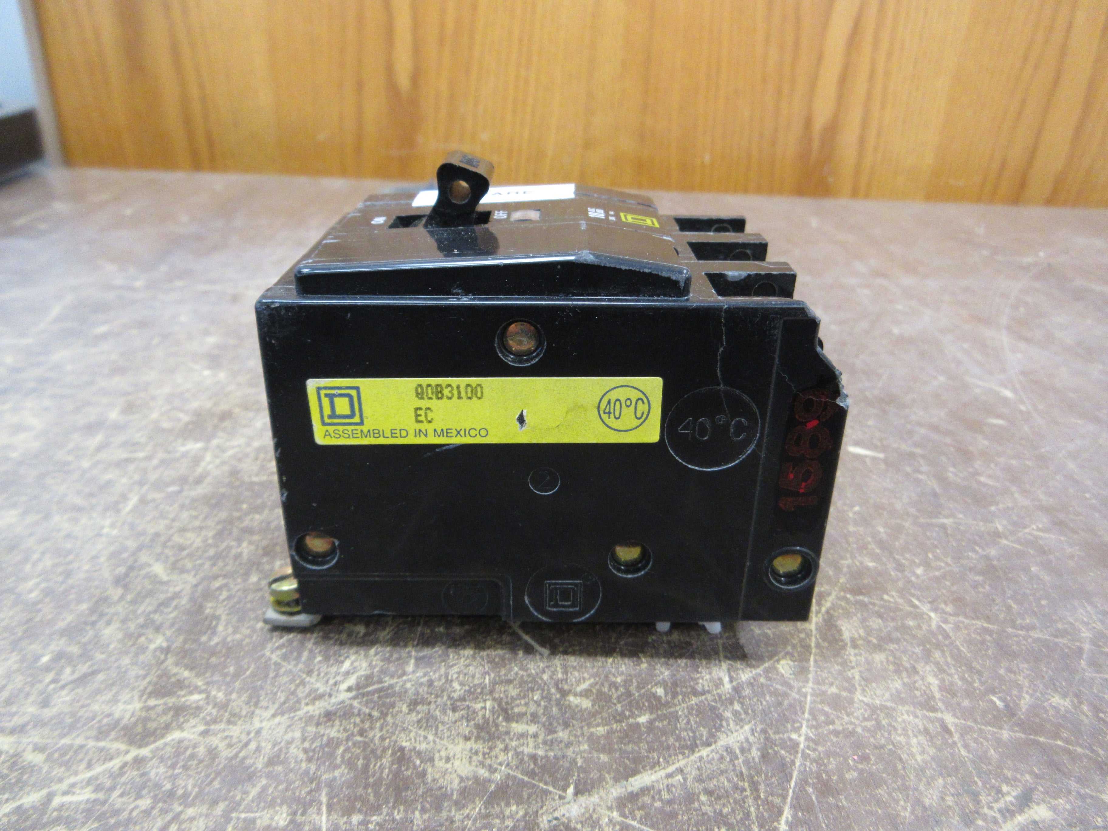 Square D Bolt-On Circuit Breaker QOB3100 100A 240V 3P Used