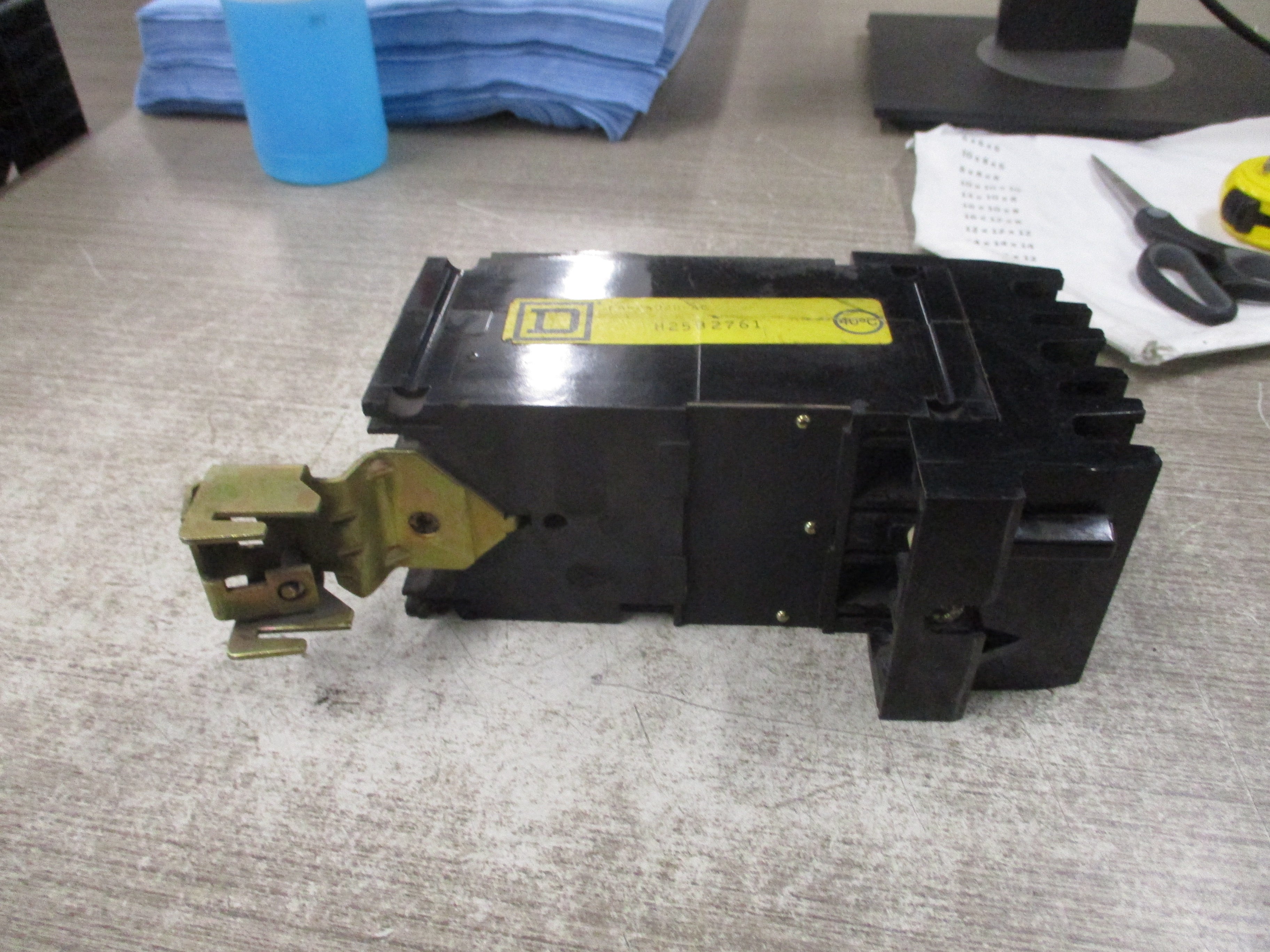 Square D Circuit Breaker FA-24020 20A 600V 2P Used