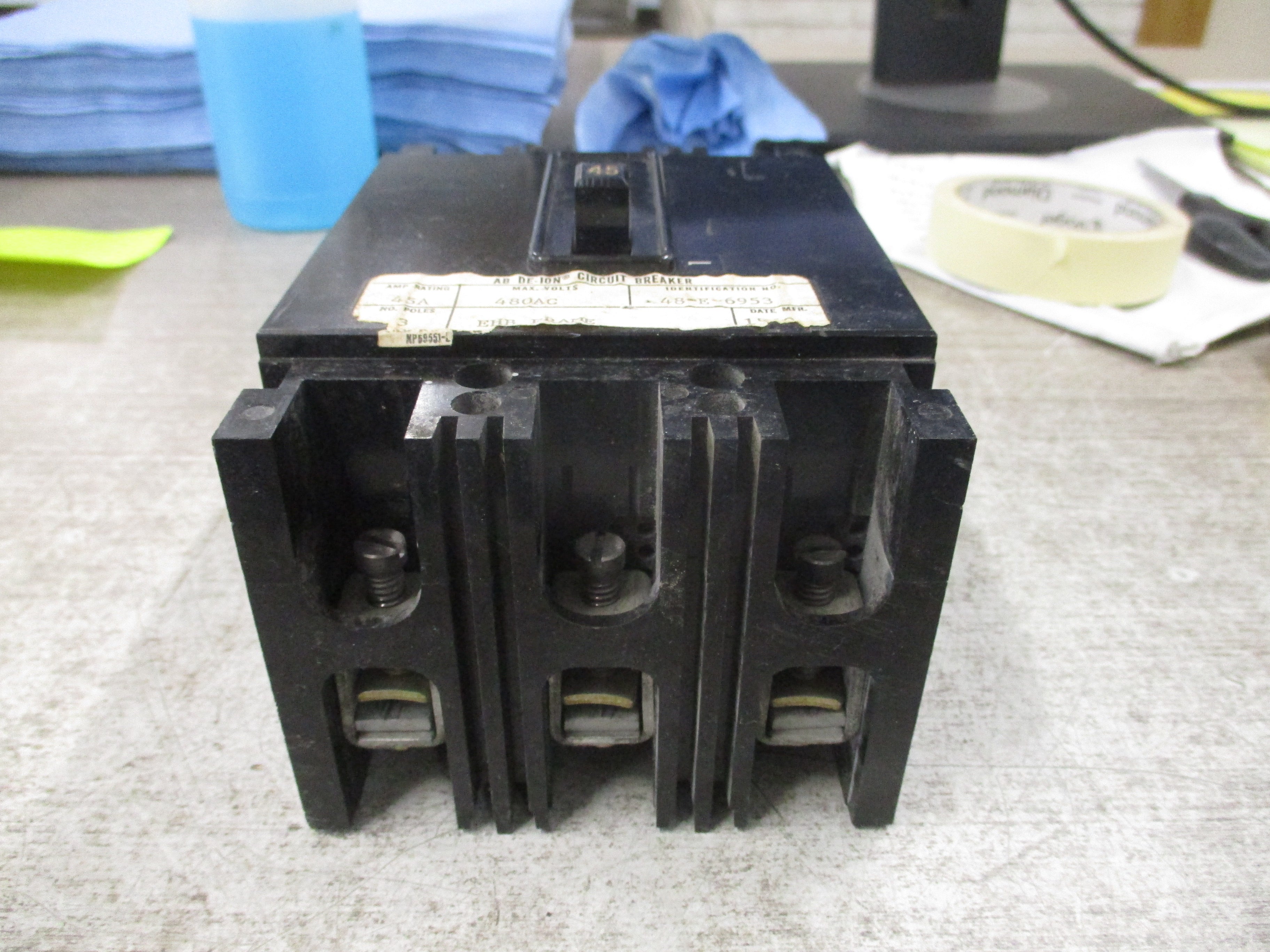 Westinghouse AB De-Ion Circuit Breaker 48-E-6953 45A 480V 3P Used