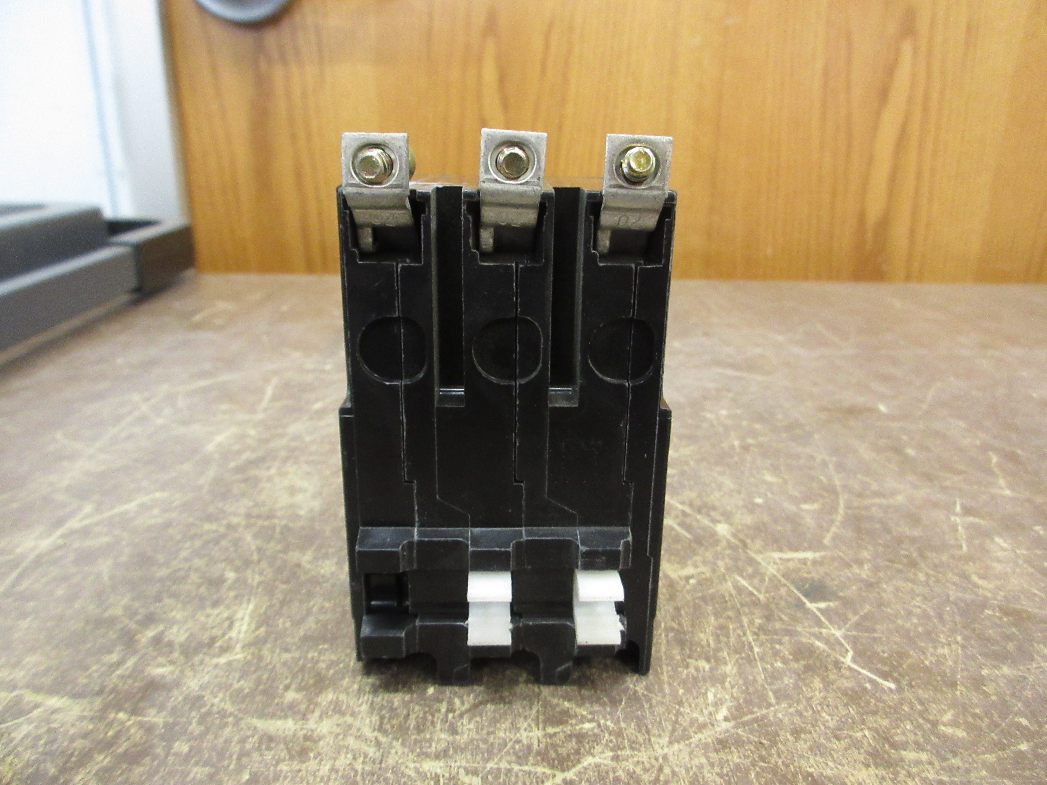 Square D Bolt-On Circuit Breaker QOB3100 100A 240V 3P Used