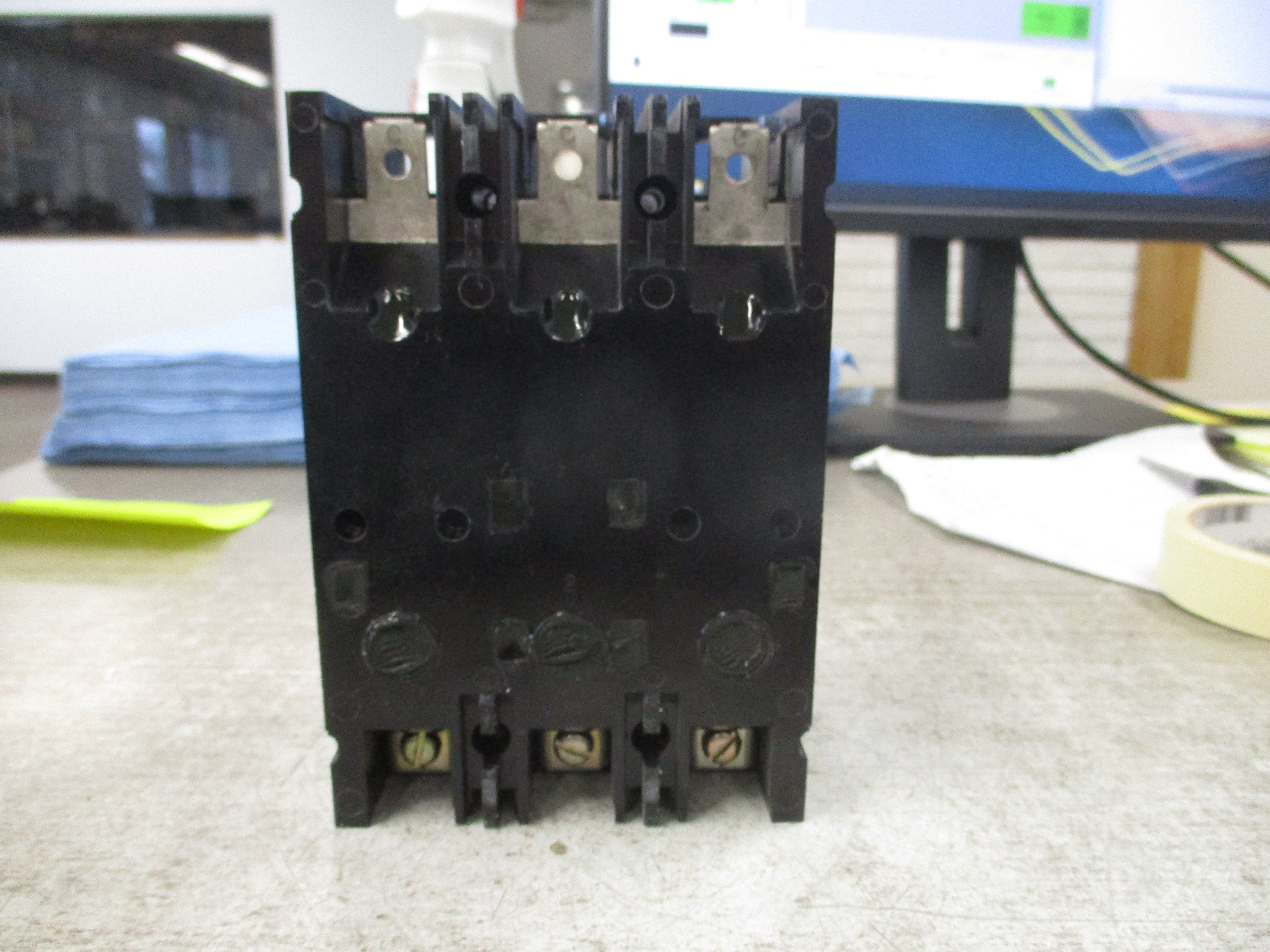 Westinghouse Circuit Breaker EHB3045 45A 480V 3P Used