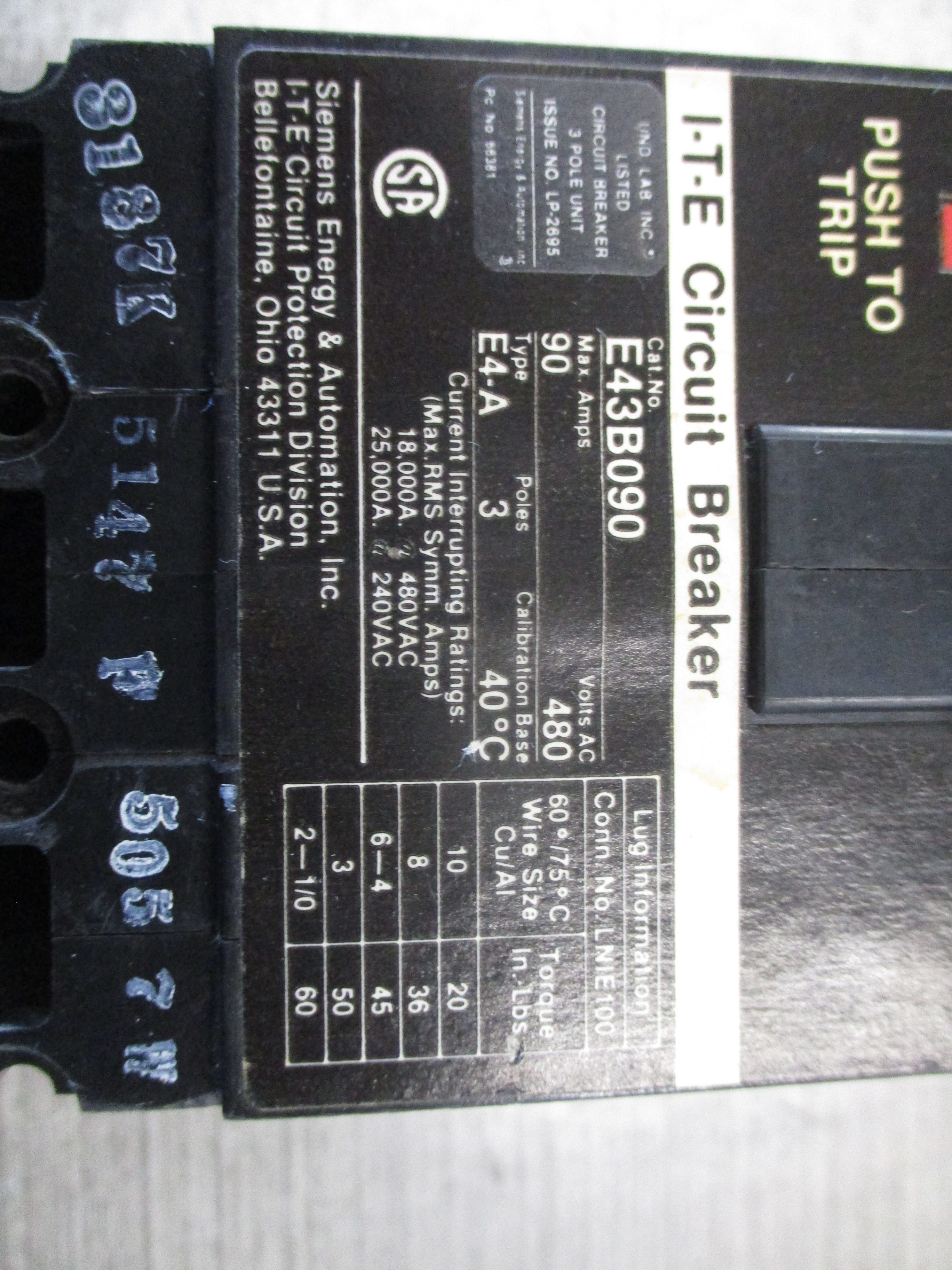 Siemens ITE Circuit Breaker E43B090 90A 480V 3P Used