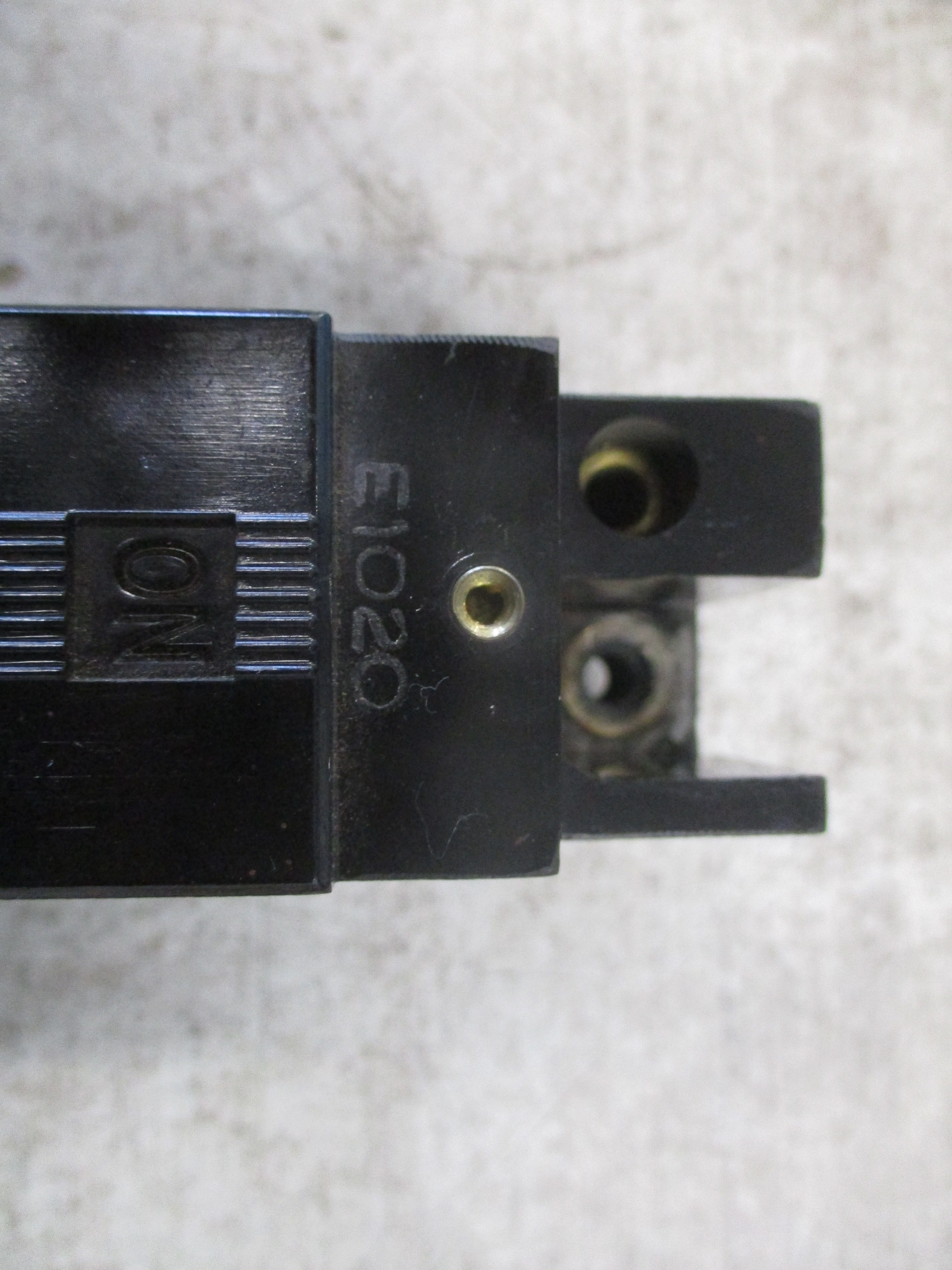 Westinghouse Circuit Breaker E1020 20A 120V 1P Used