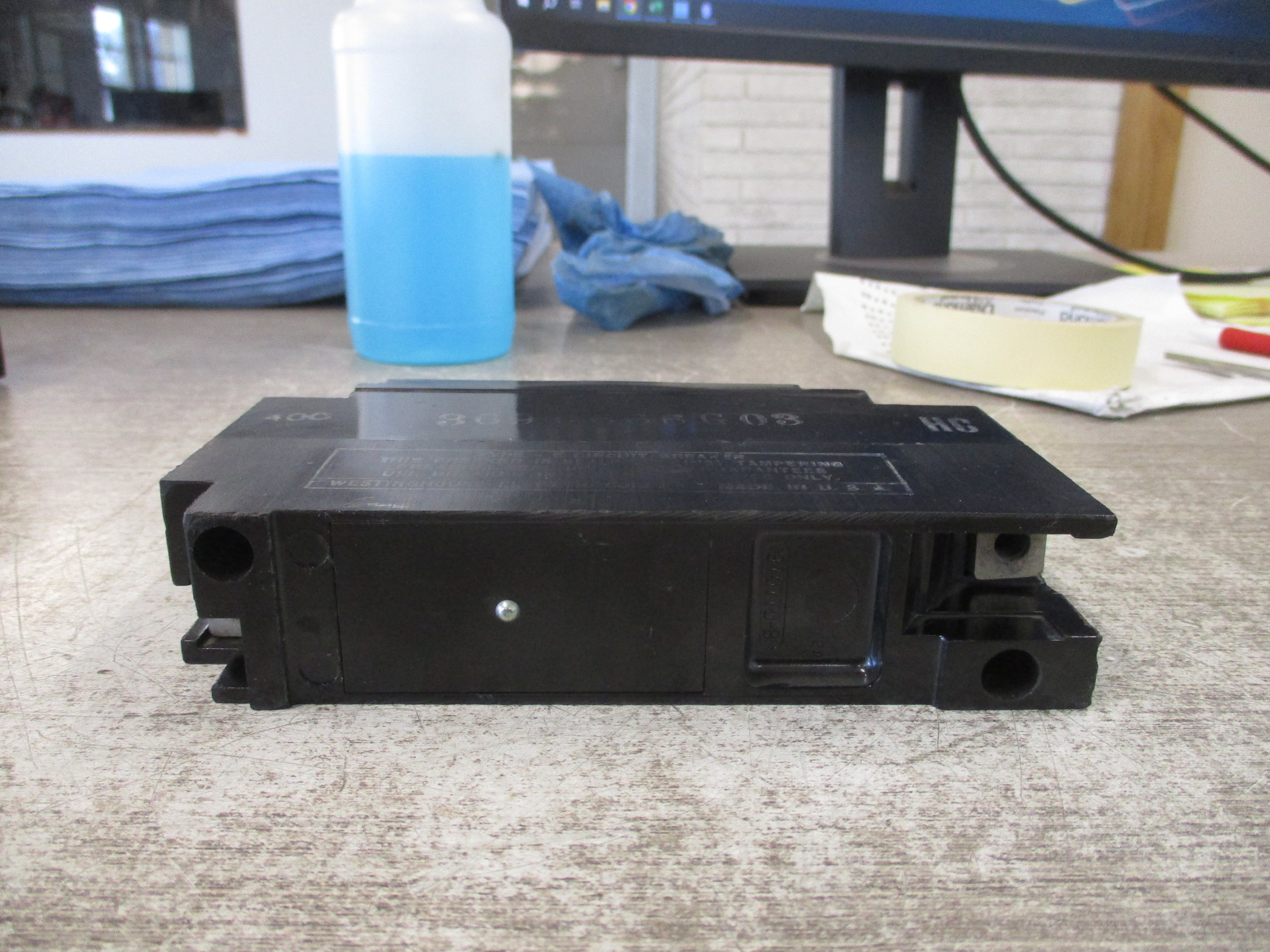 Westinghouse Circuit Breaker E1020 20A 120V 1P Used