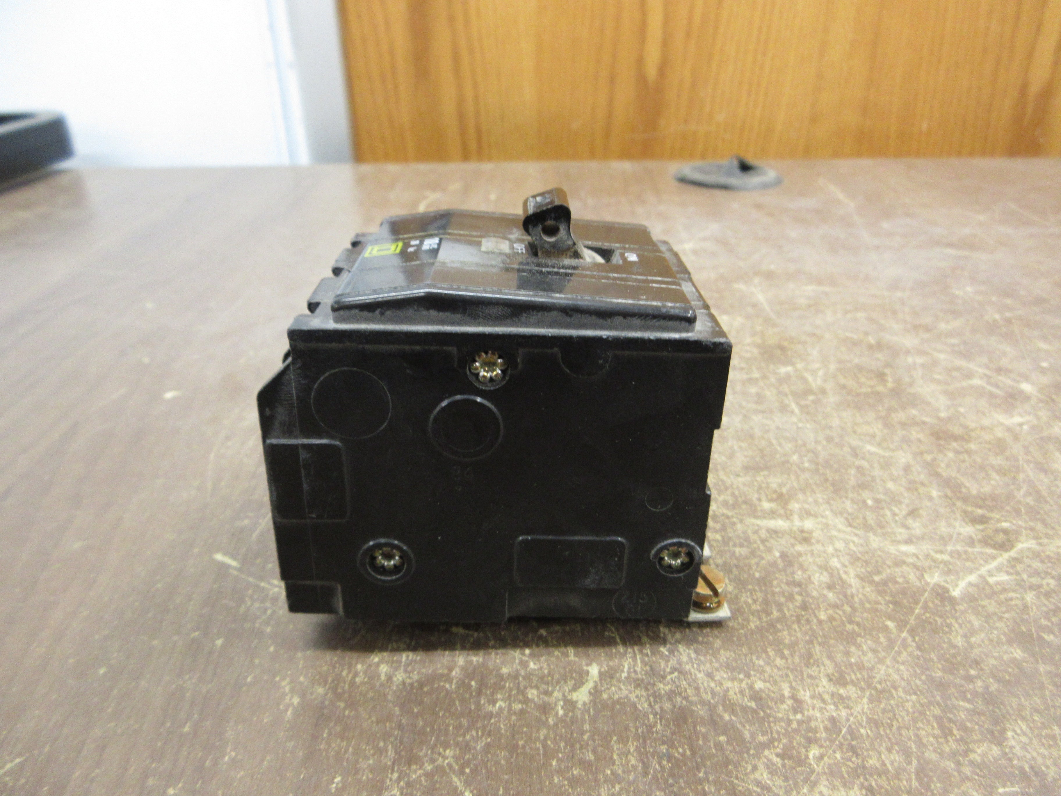 Square D Circuit Breaker QOB320 20A 240V 3P Used