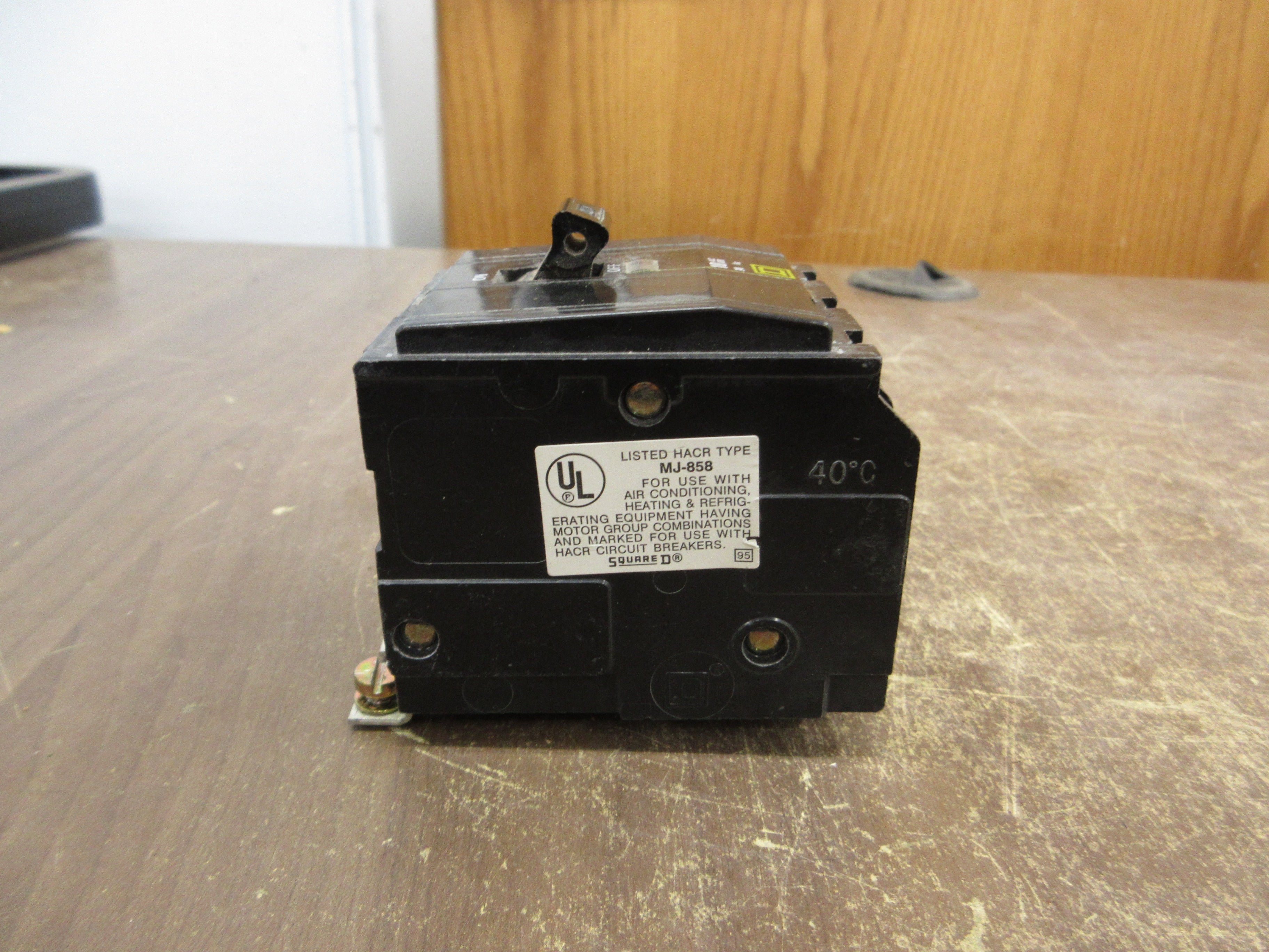 Square D Circuit Breaker QOB320 20A 240V 3P Used