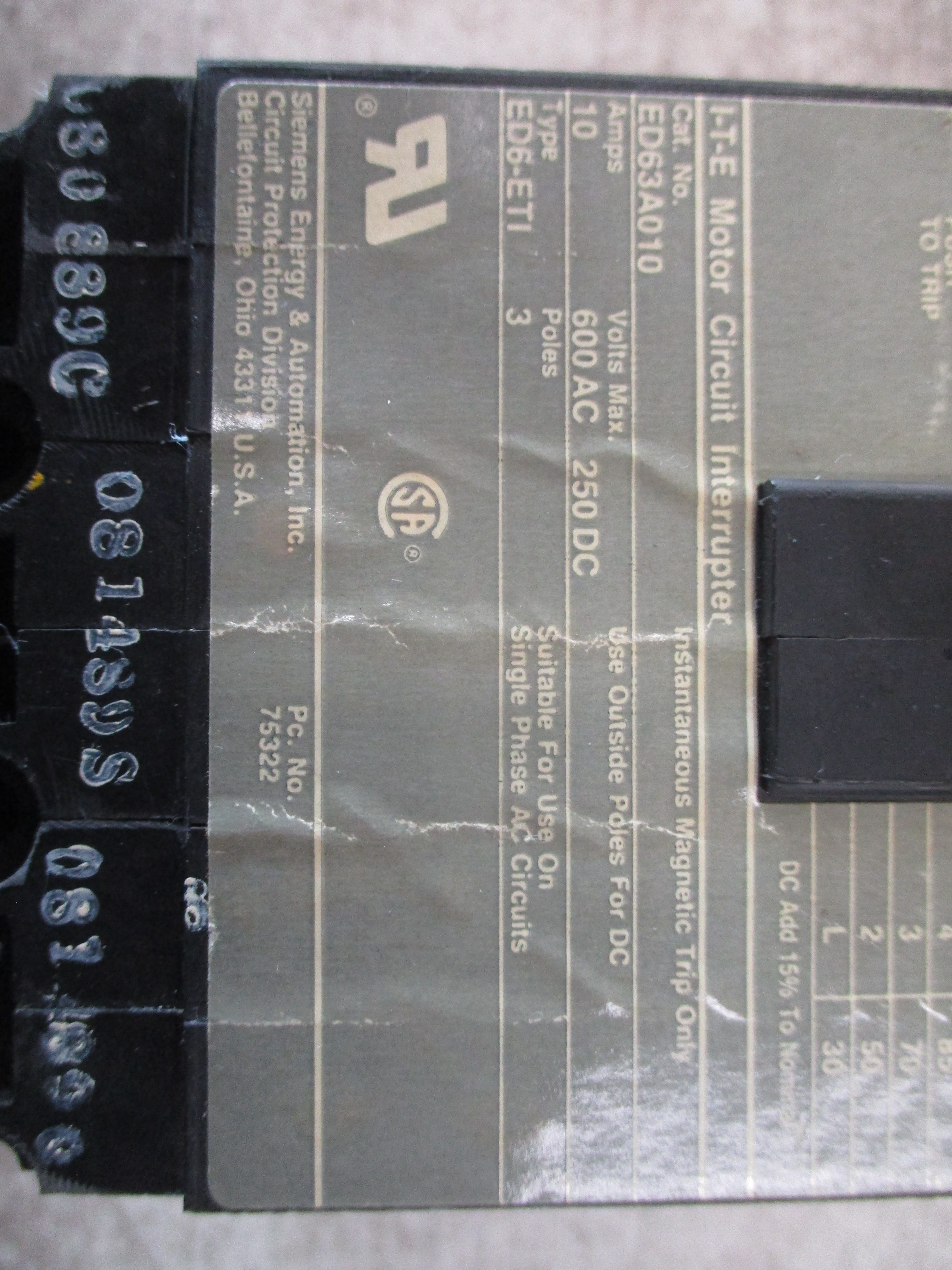 Siemens Circuit Breaker ED63A010 10A 600V 3P *Lug in Lug out* Used