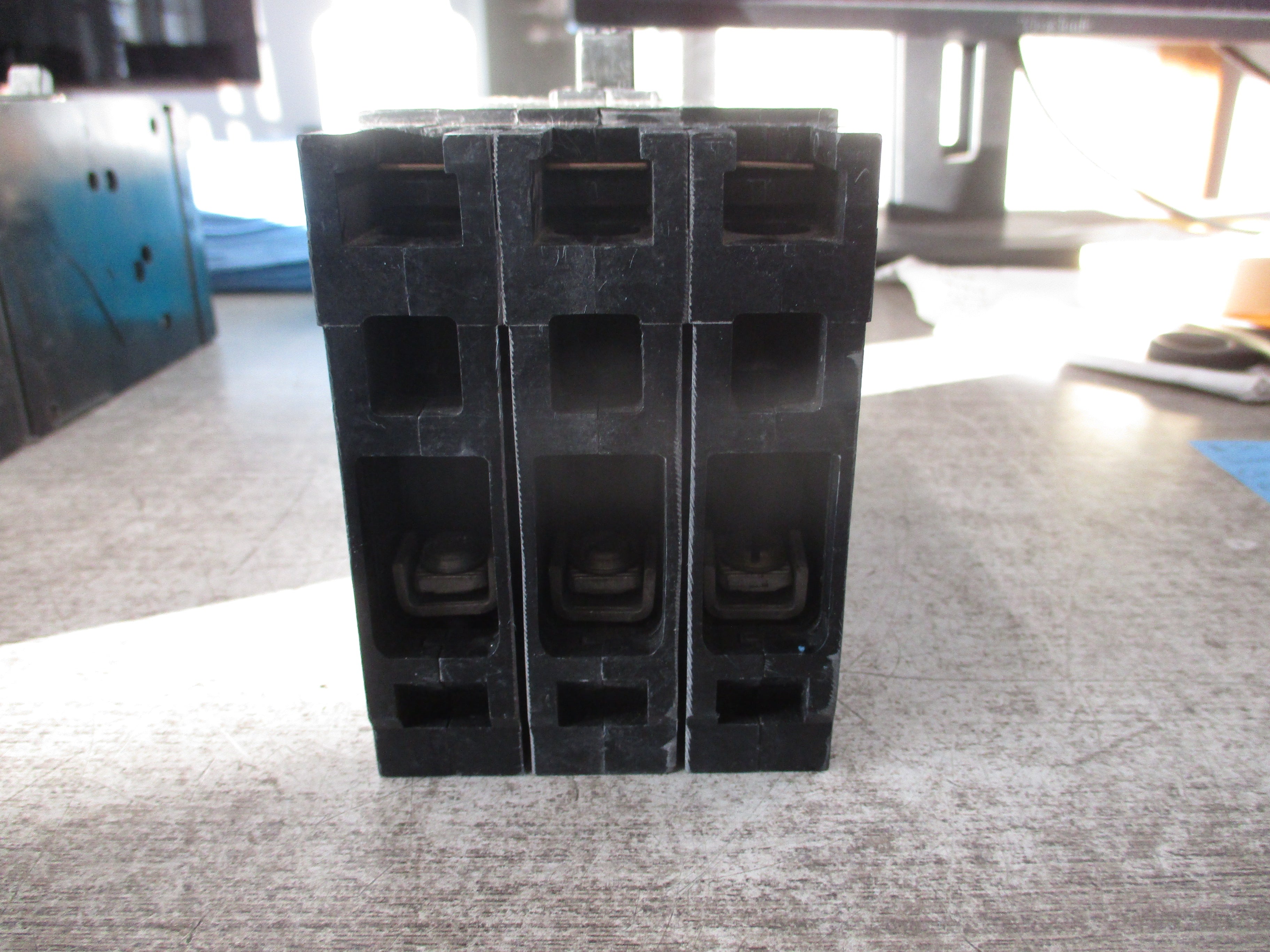 Siemens Circuit Breaker ED63A010 10A 600V 3P Used