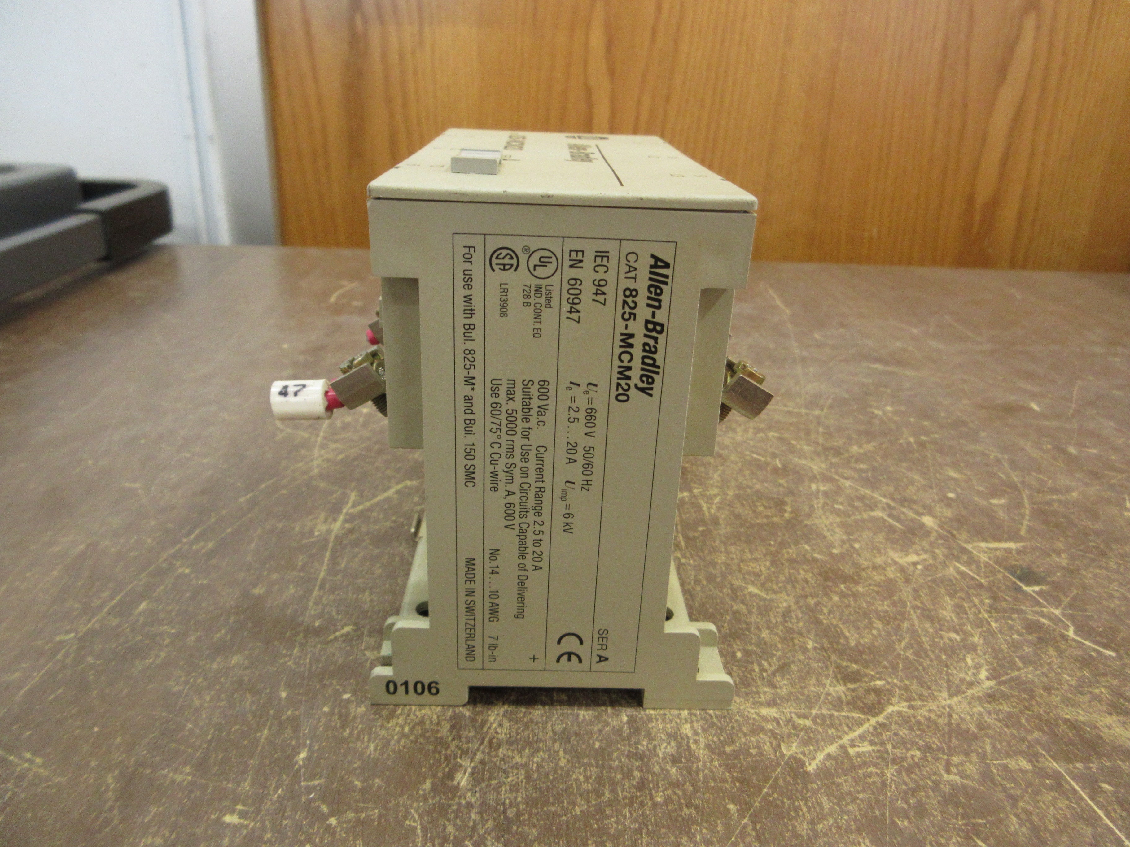 Allen-Bradley Converter 825-MCM20 Ser A 600V Range: 2.5-20A Used