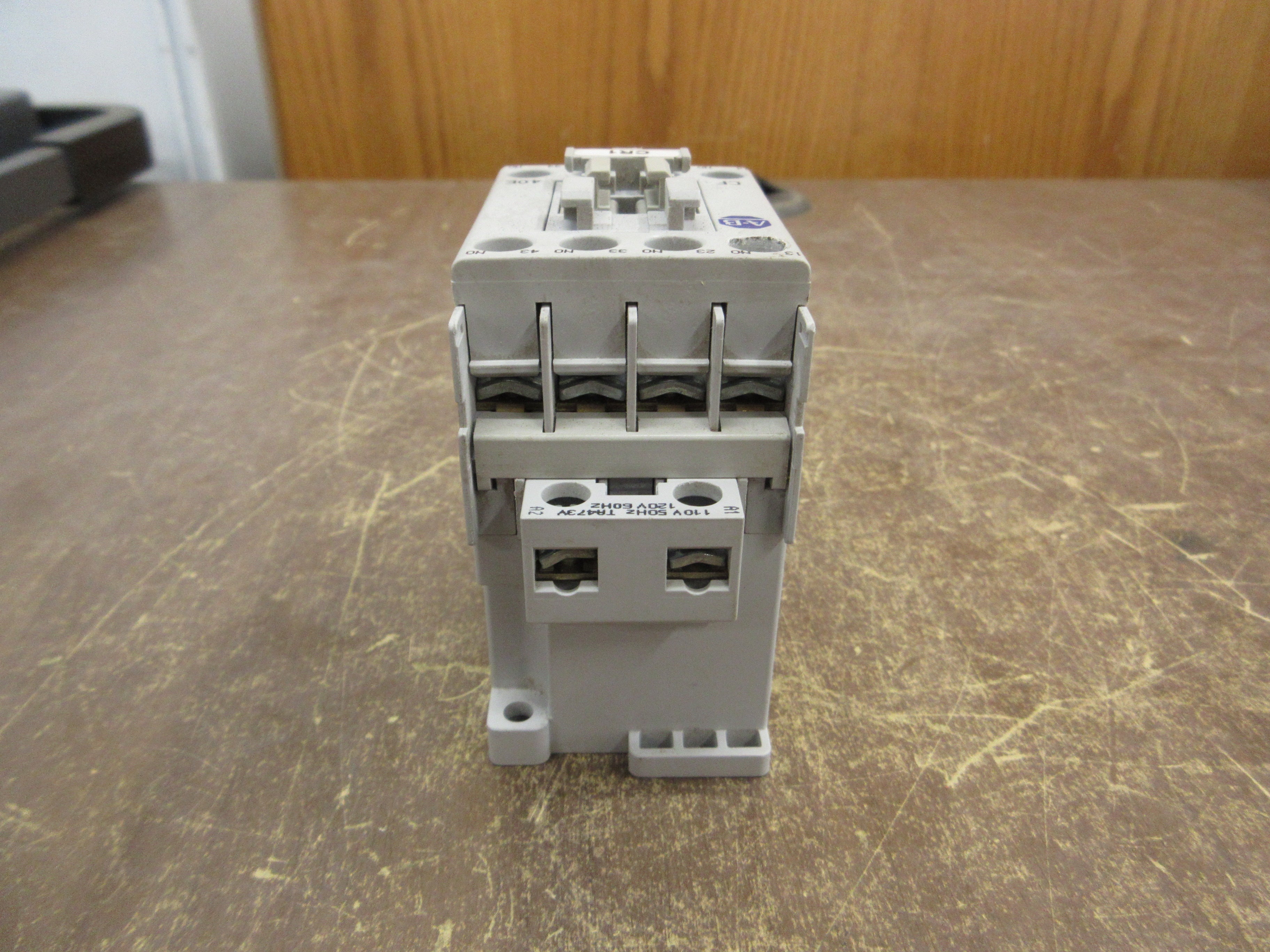 Allen-Bradley Contactor 700-CF400* 120V Coil 25A 600V Used