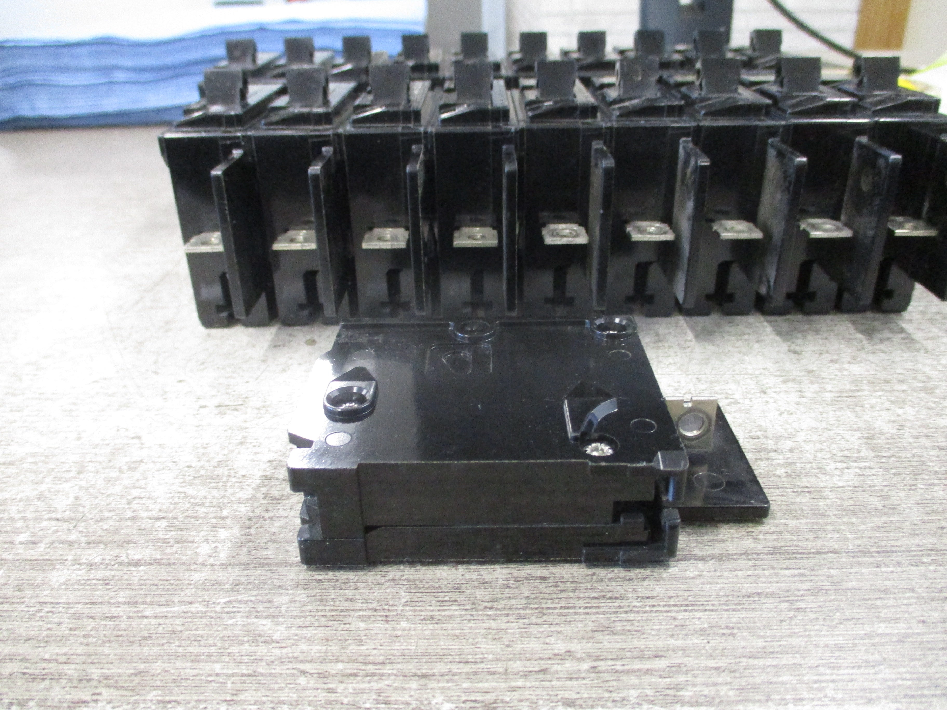 Siemens ITE Circuit Breaker BQ1B020 20A 120/240V 1P *Lot of 20* Used