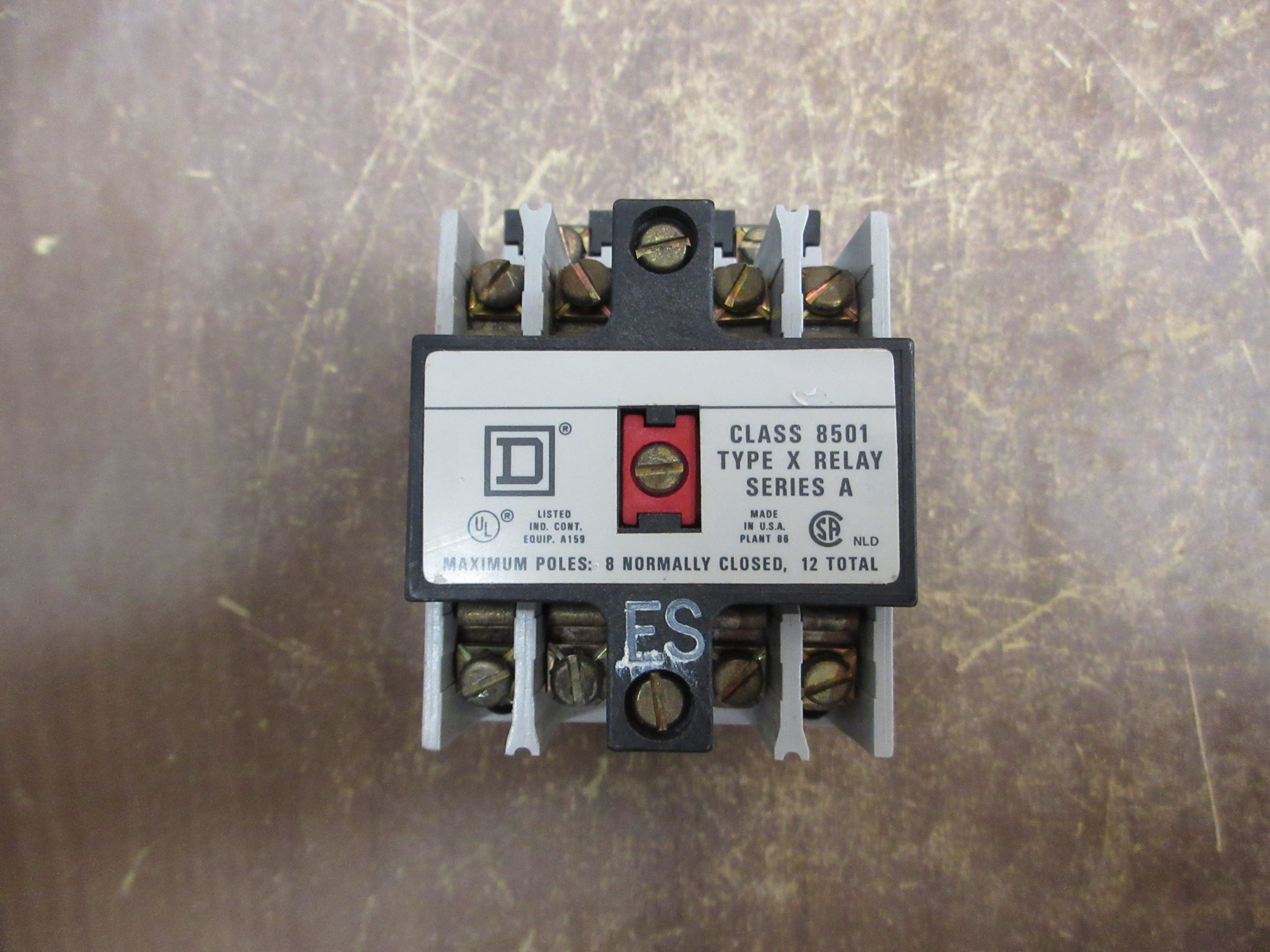 Square D Type X Relay 8501 X0 40 FS Ser. A 120V Coil 20A Used
