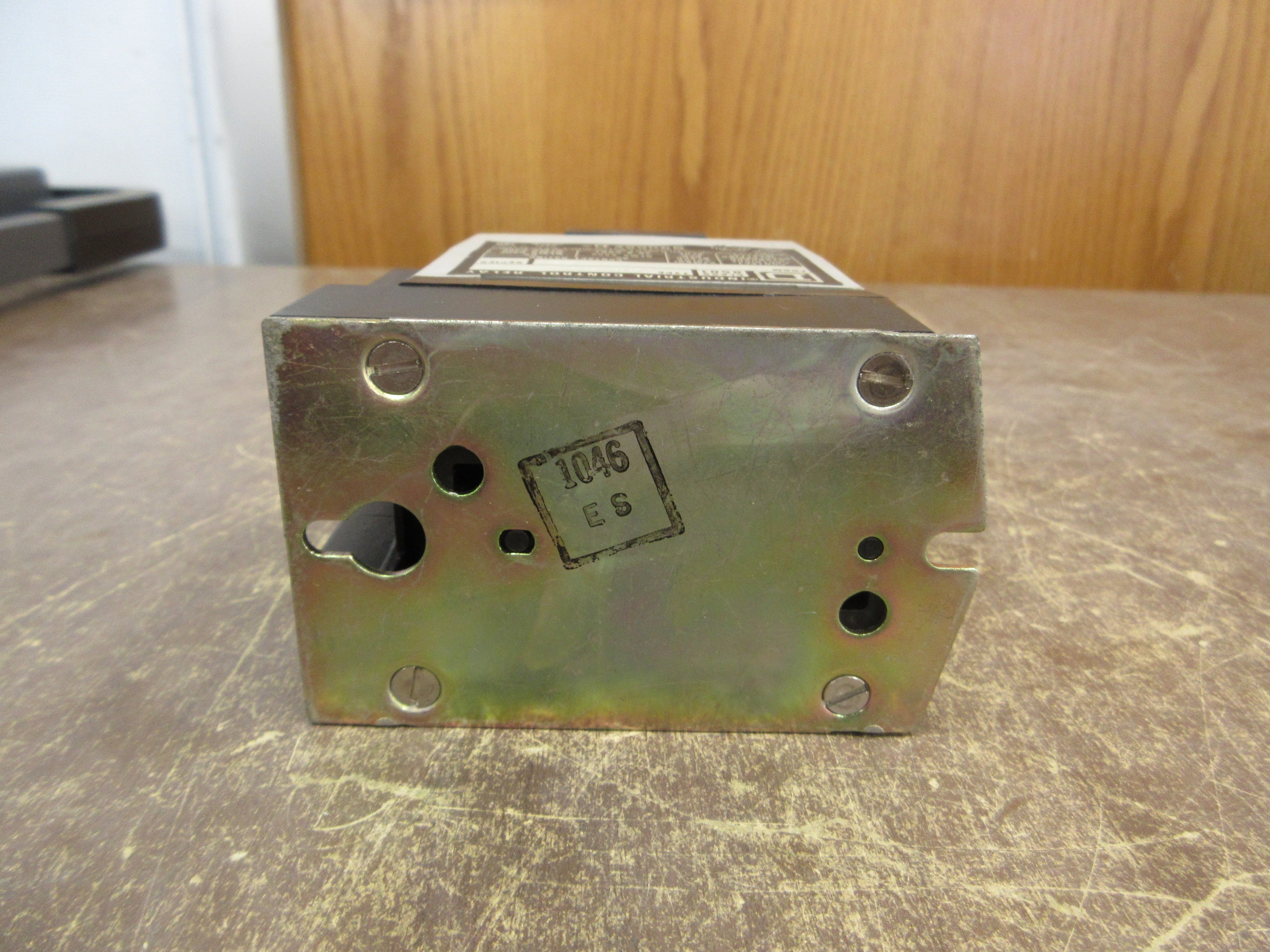 Square D Type X Relay 8501 X0 40 FS Ser. A 120V Coil 20A Used