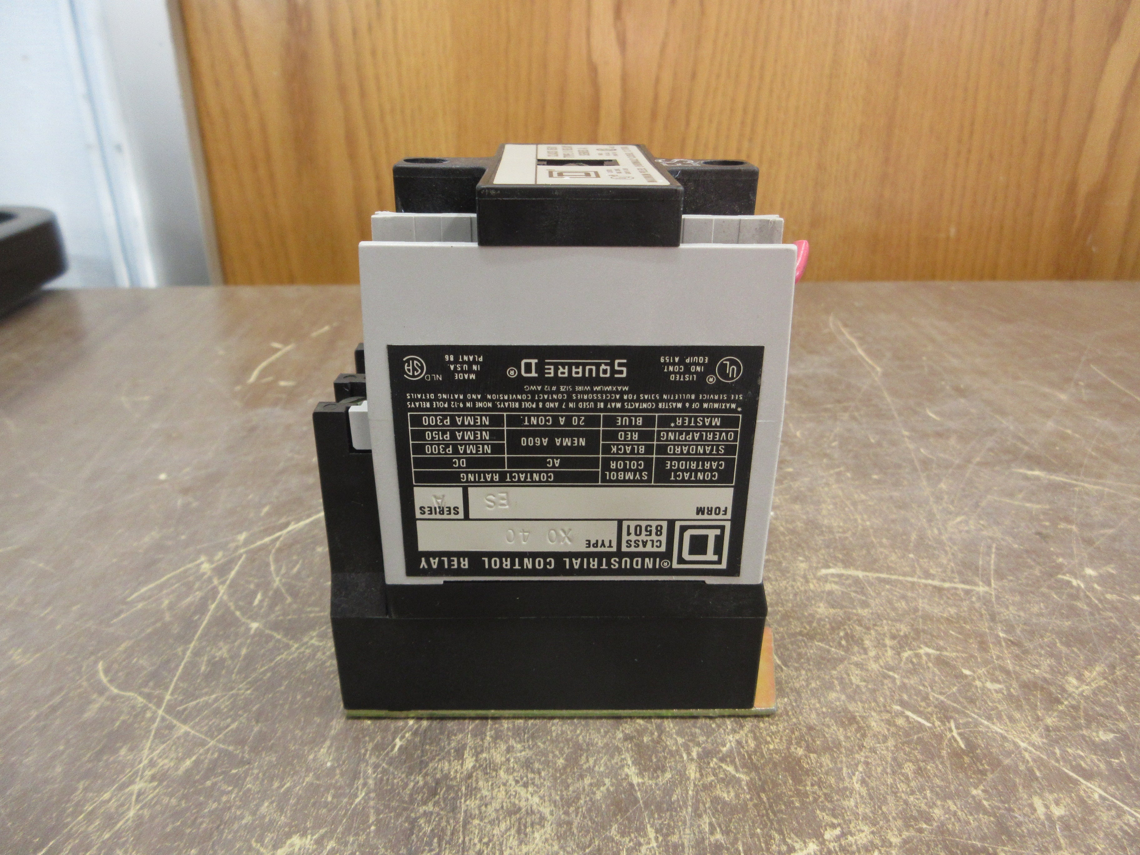Square D Type X Relay 8501 X0 40 ES Ser. A 120V Coil 20A Used