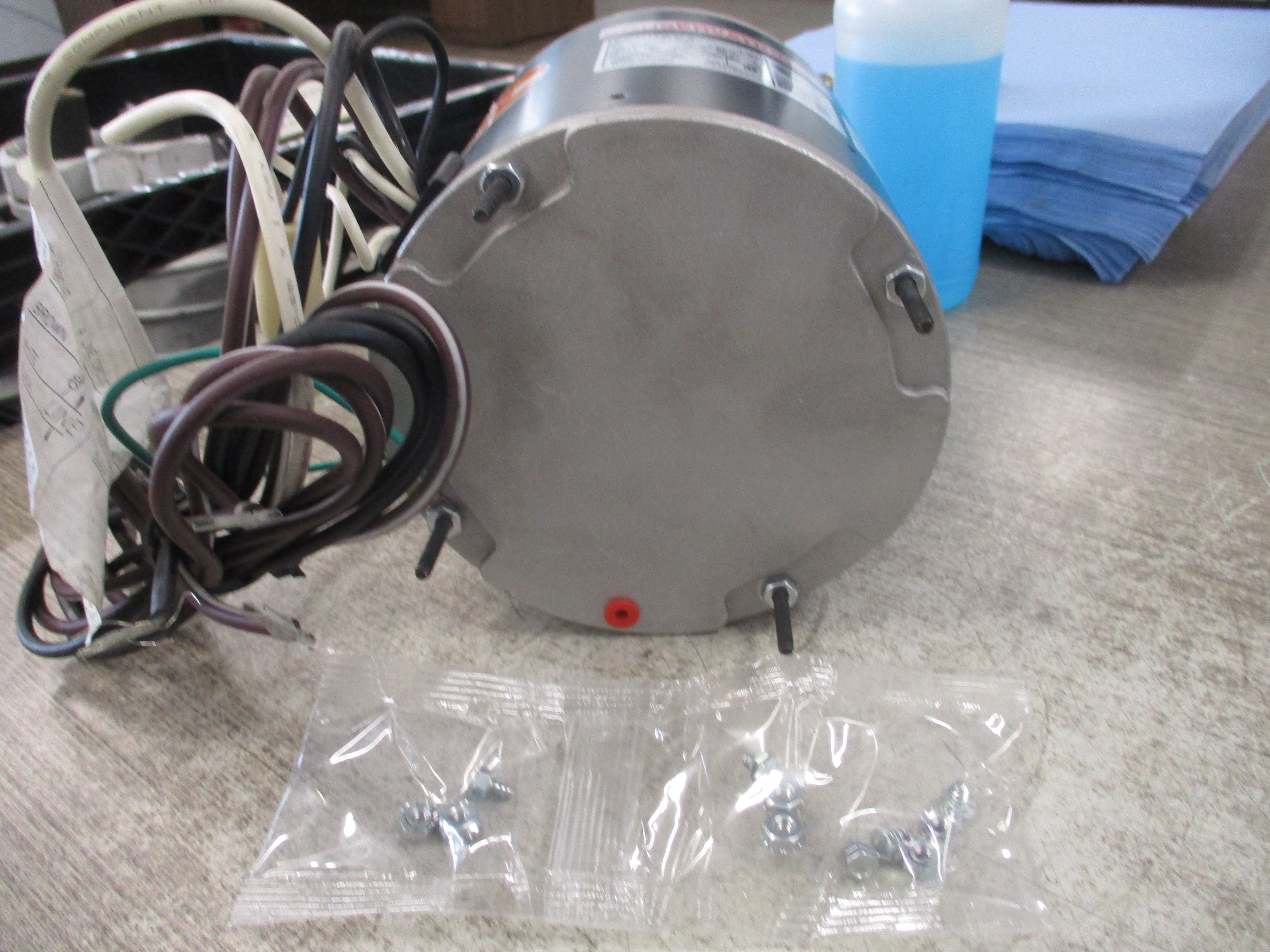 Century Motor FEH1056SF 1/2HP 460V 1075RPM Frame: 48Y 1.5A 60Hz 1PH New Surplus