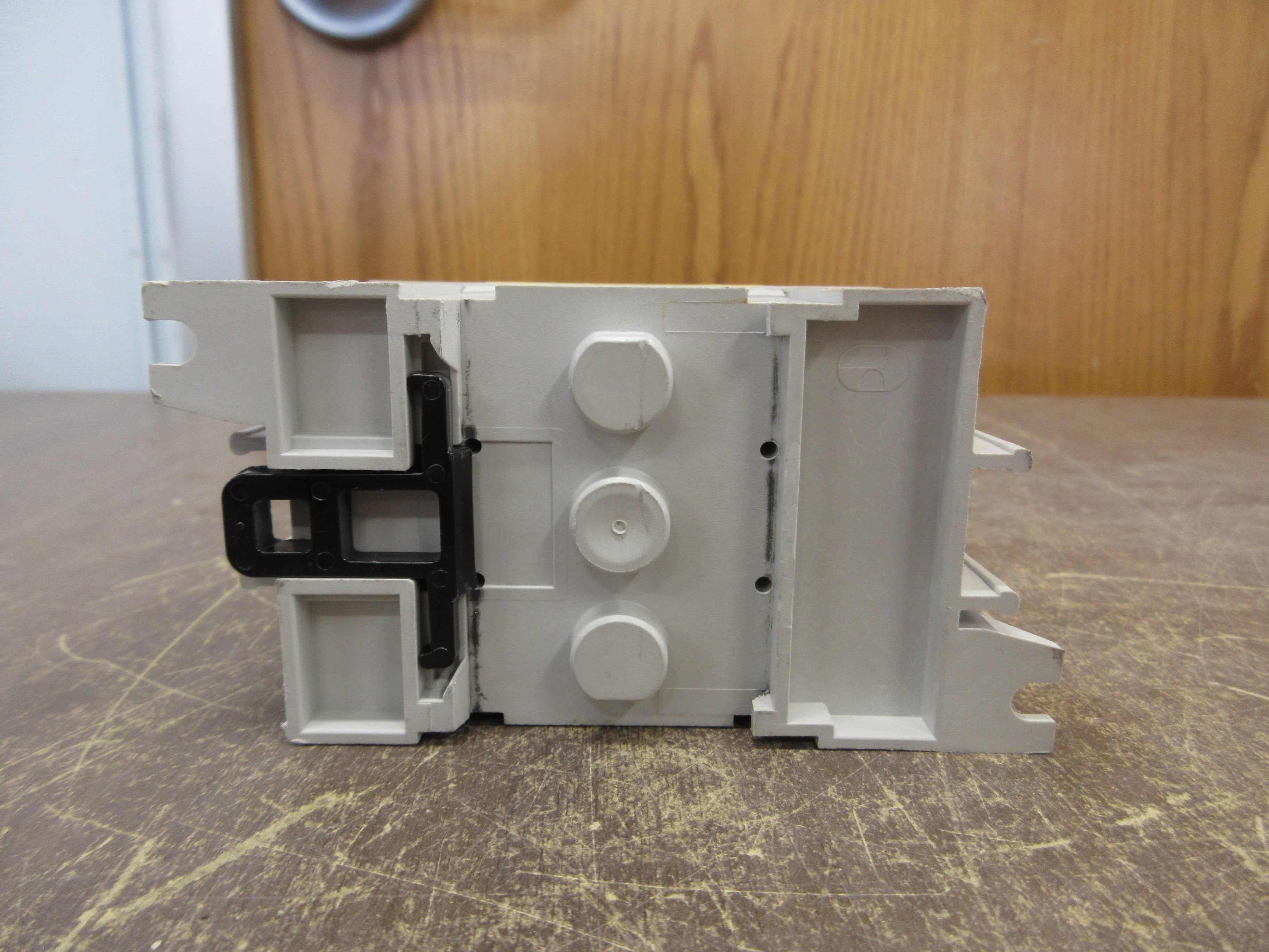 Technoelectric Disconnect Switch SD2-63A 400-690V 32/63A 50/60Hz 3P Used