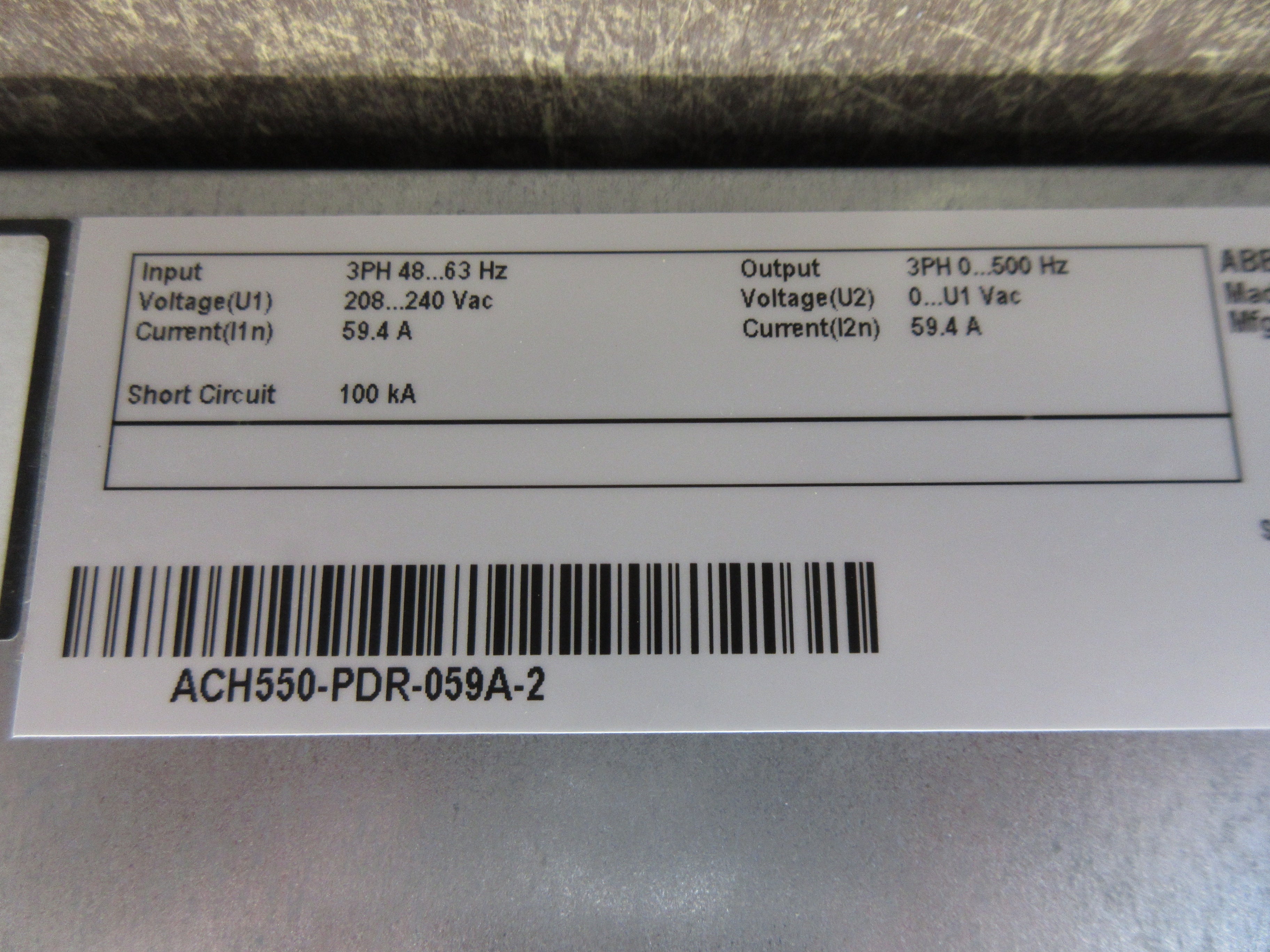 ABB ACH550 AC Drive w/ Disconnect ACH550-PDR-059A-2 20HP 3Ph w/ Keypad Used