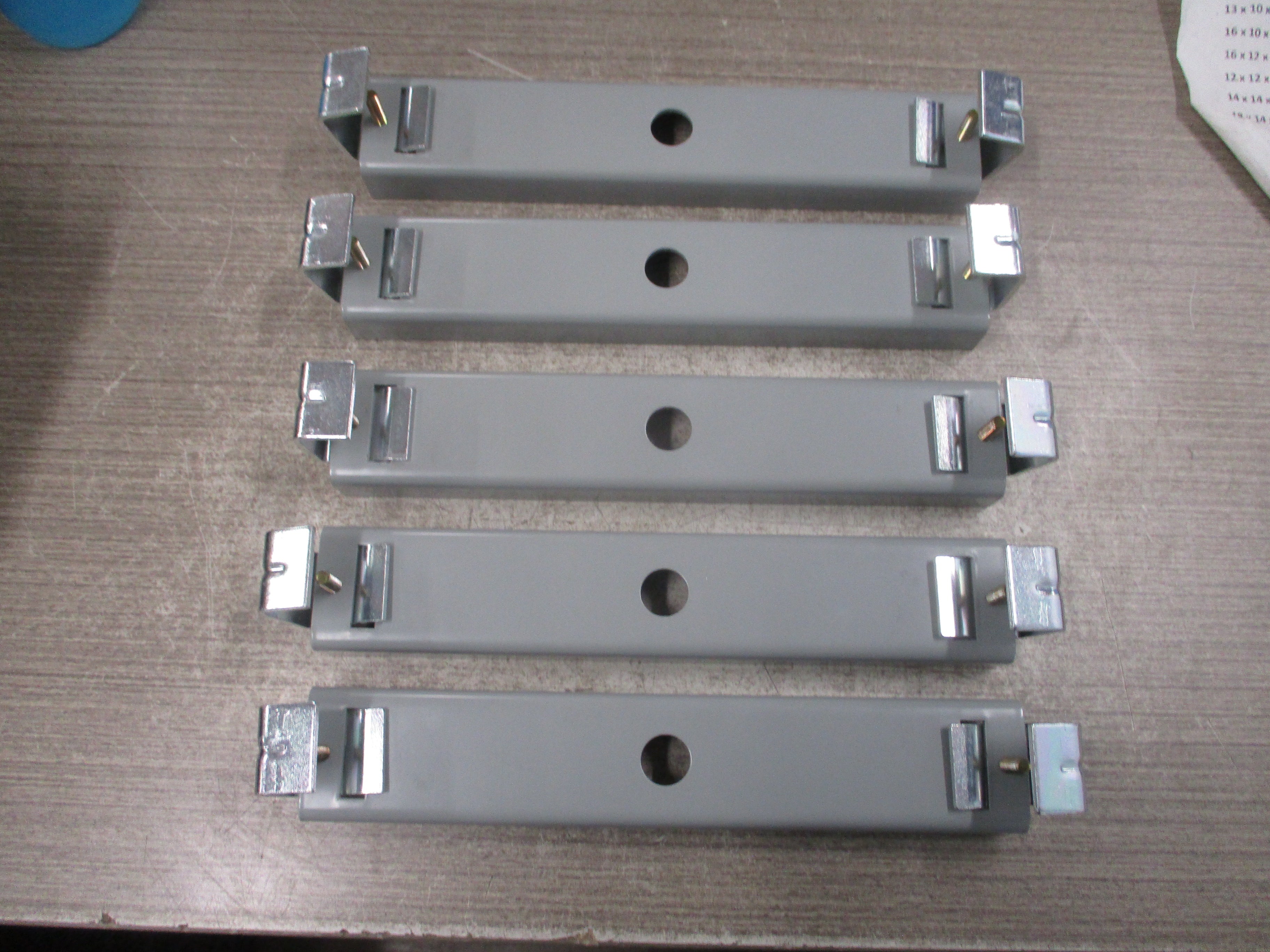 Eaton Hanger Assembly BVD0301G26 *Box of 5* New Surplus