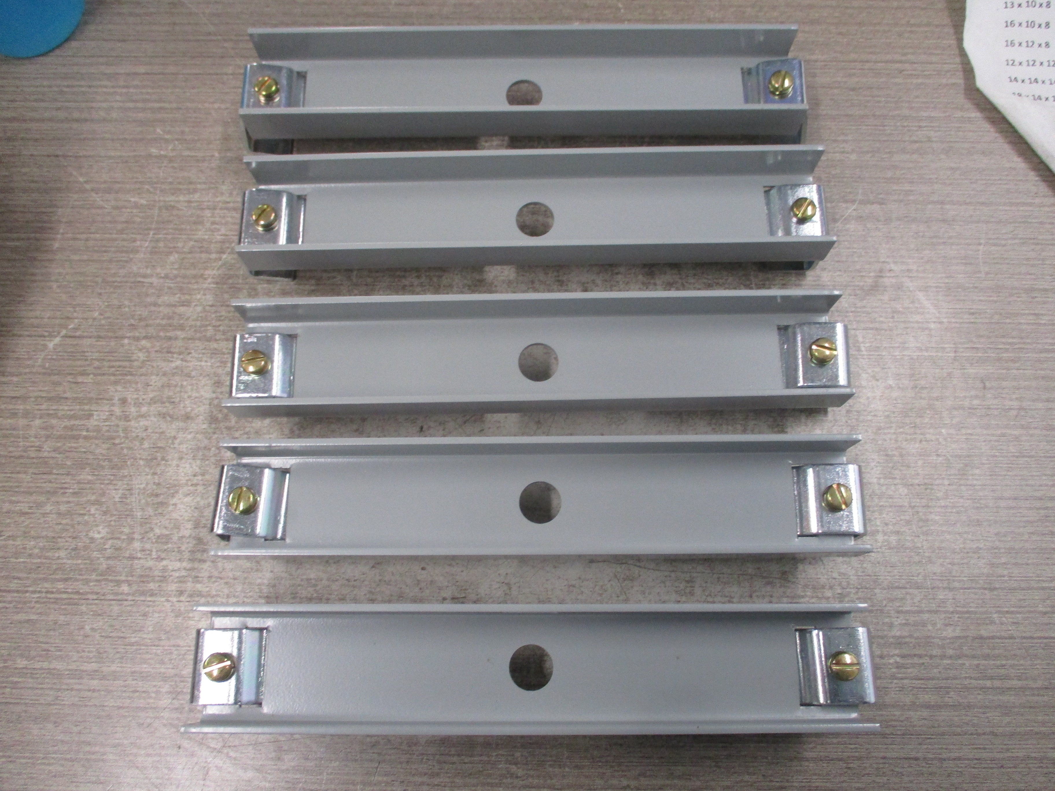 Eaton Hanger Assembly BVD0301G26 *Box of 5* New Surplus