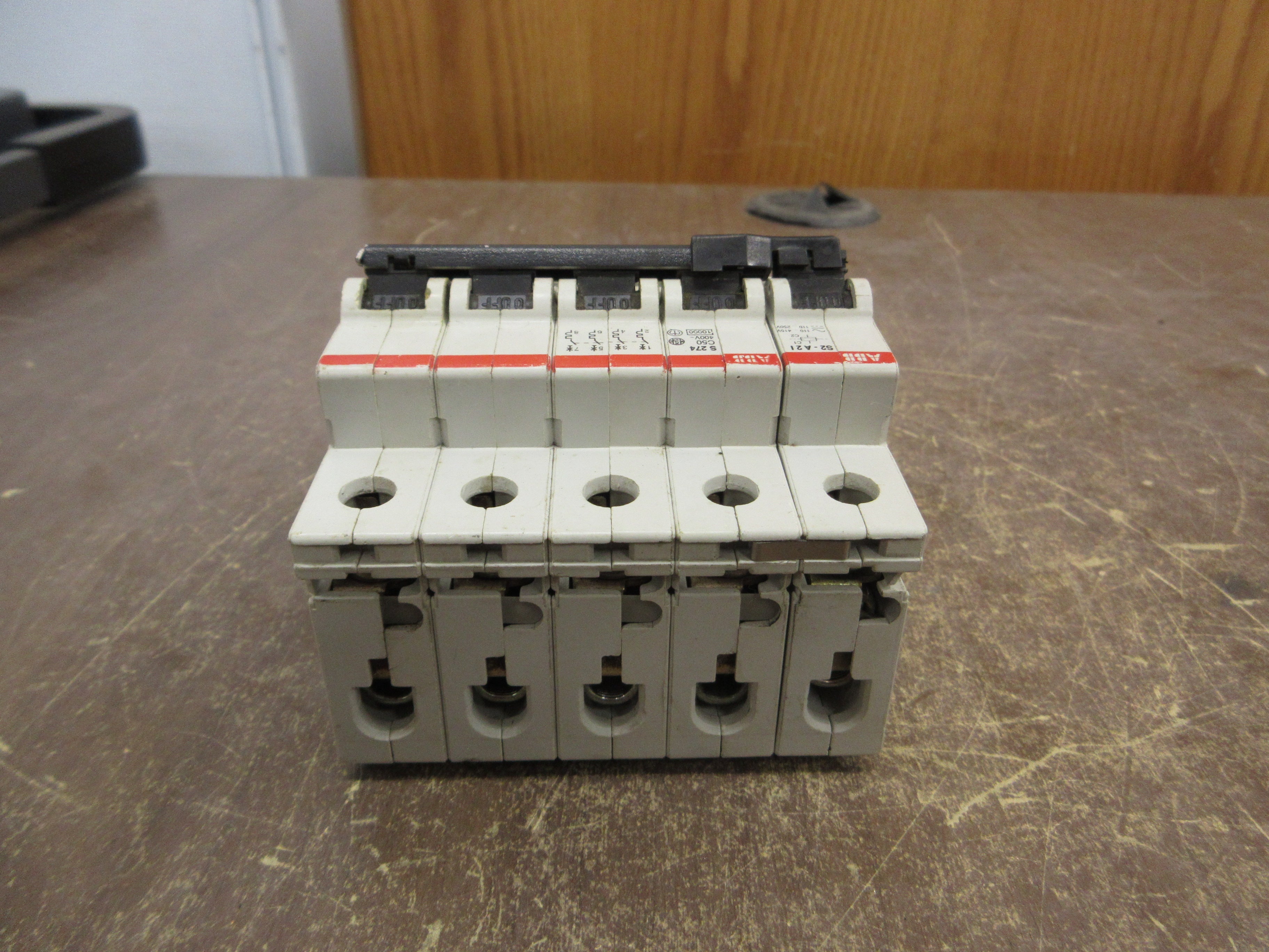 ABB Circuit Breaker S 274 C50 50A 400V 5P Used