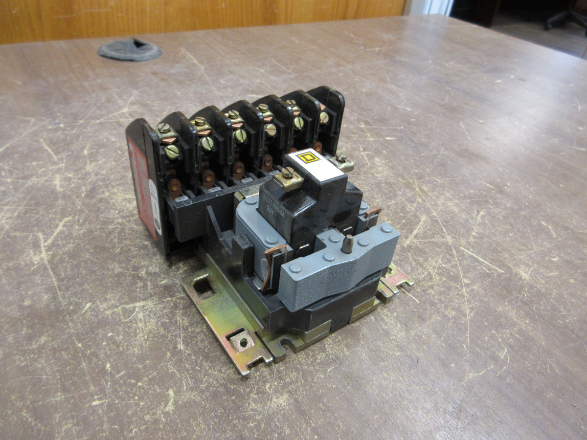 Square D Lighting Contactor 8903 L0 60 Ser. B 120V Coil 20A 600V Used