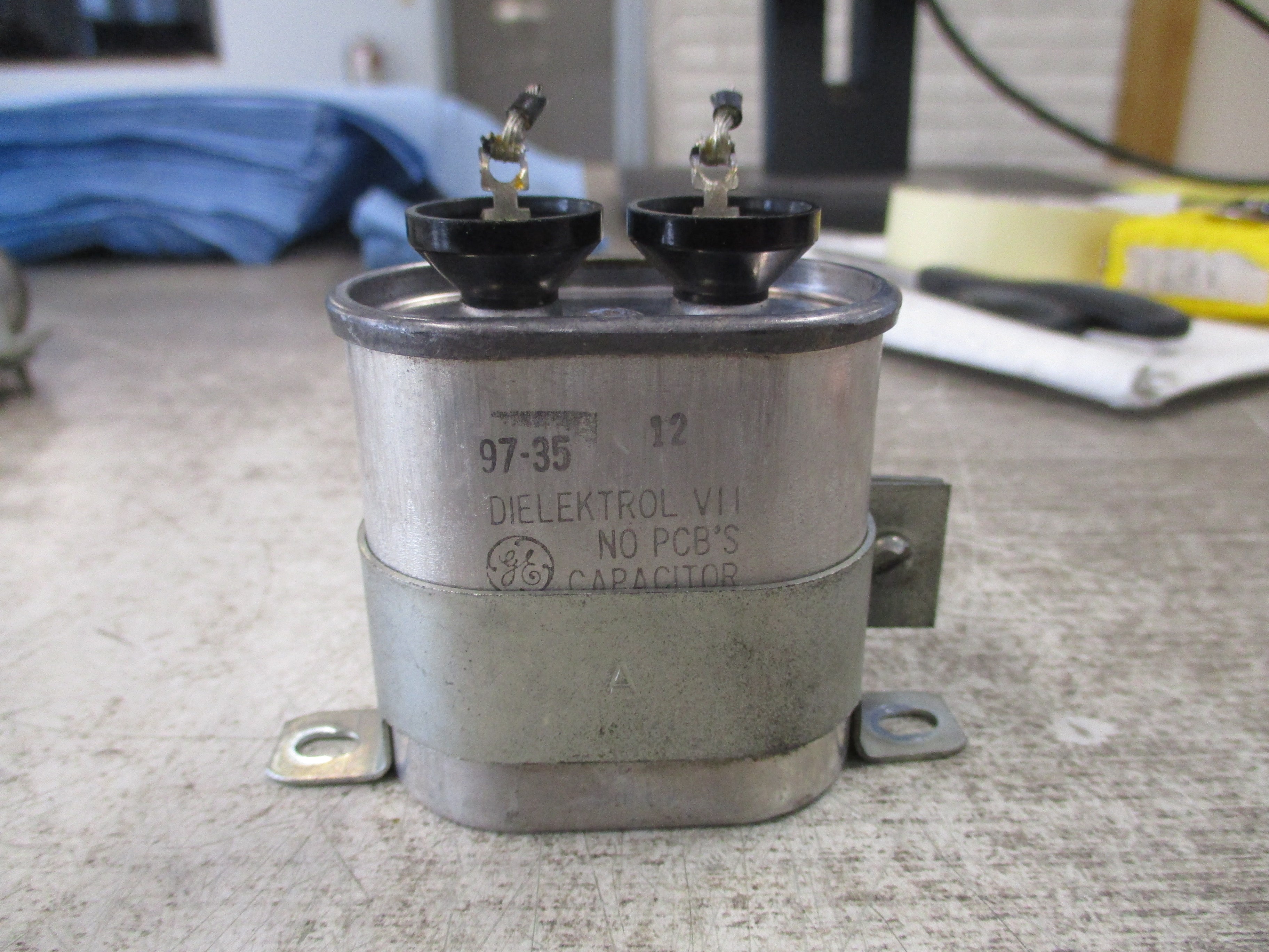 GE Capacitor A28F5602 0.25uf 2000VDC W/Mount Used