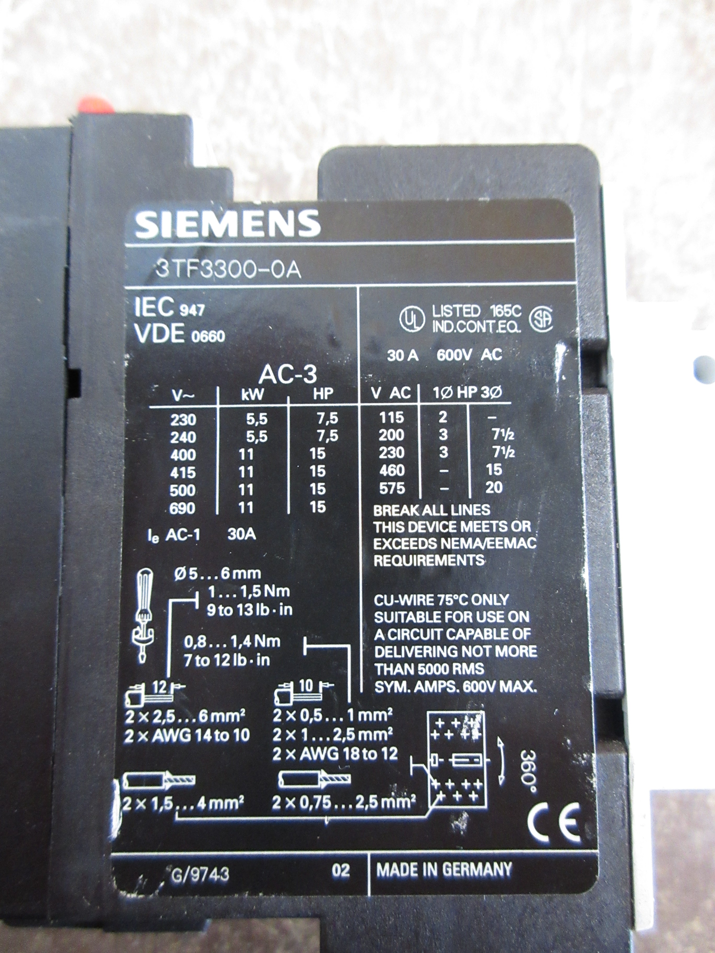Siemens Contactor 3TF3300-0A 24V Coil 30A 600V w/ (1) Aux Contact Used