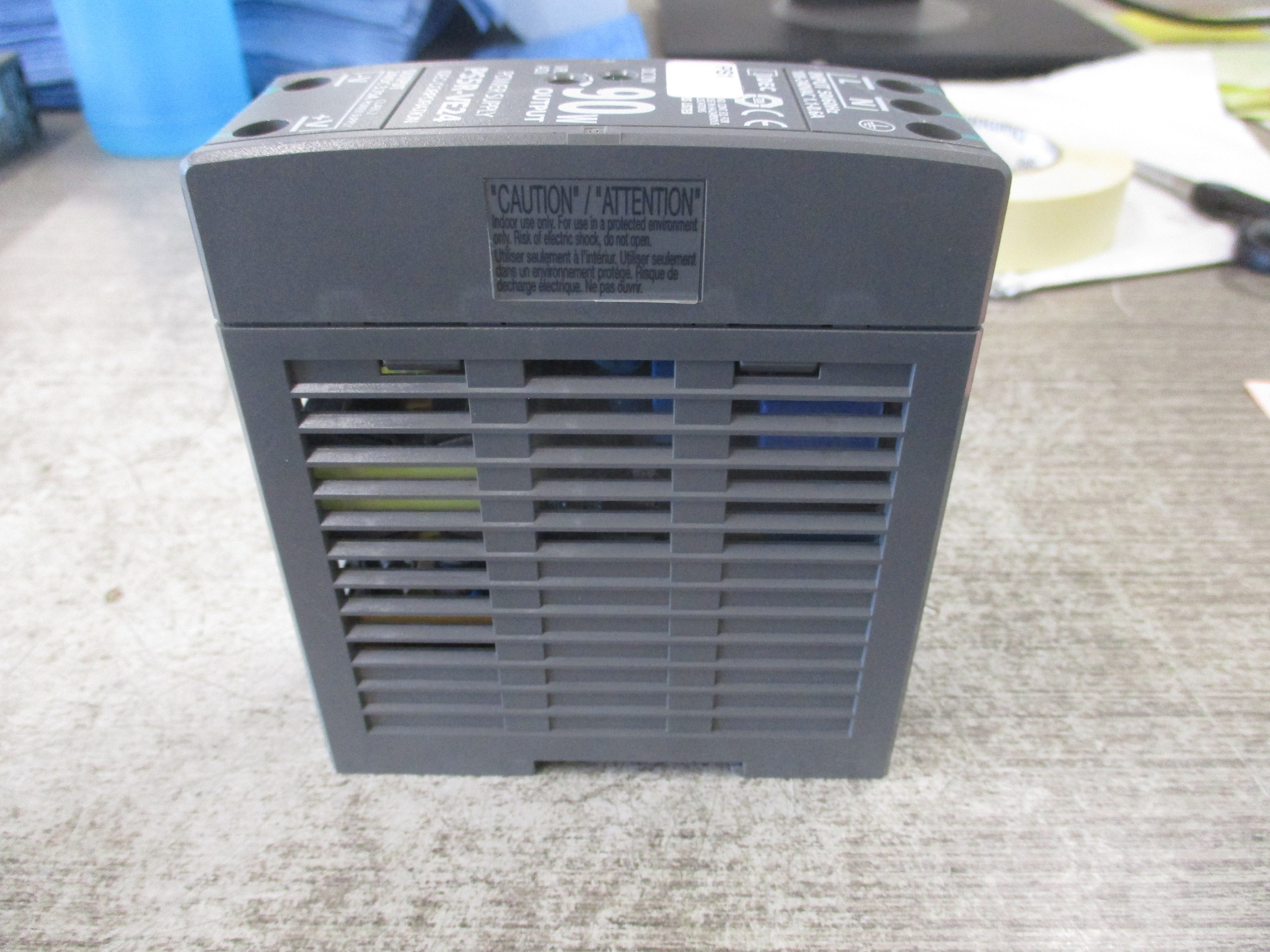 Idec Power Supply PS5R-VE24 90W Input: 50/60Hz 100-240VAC 1.1-0.6A